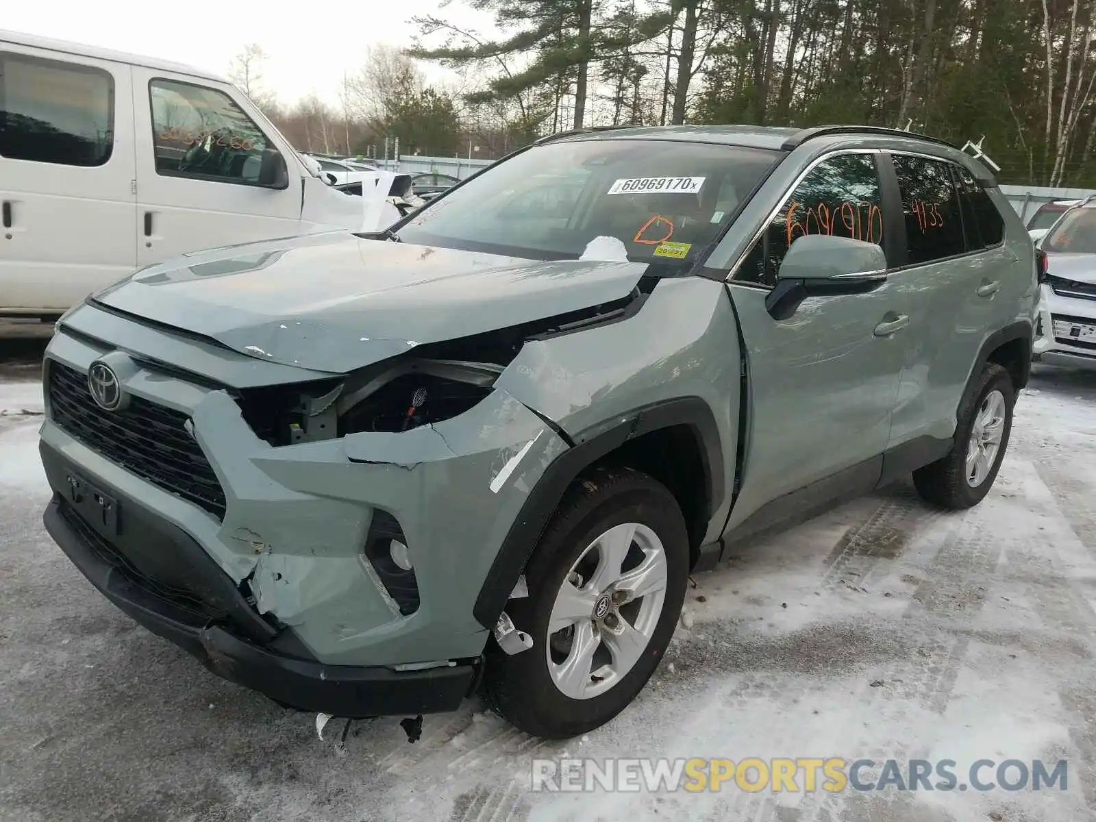 2 Photograph of a damaged car 2T3P1RFV5MC143046 TOYOTA RAV4 2021