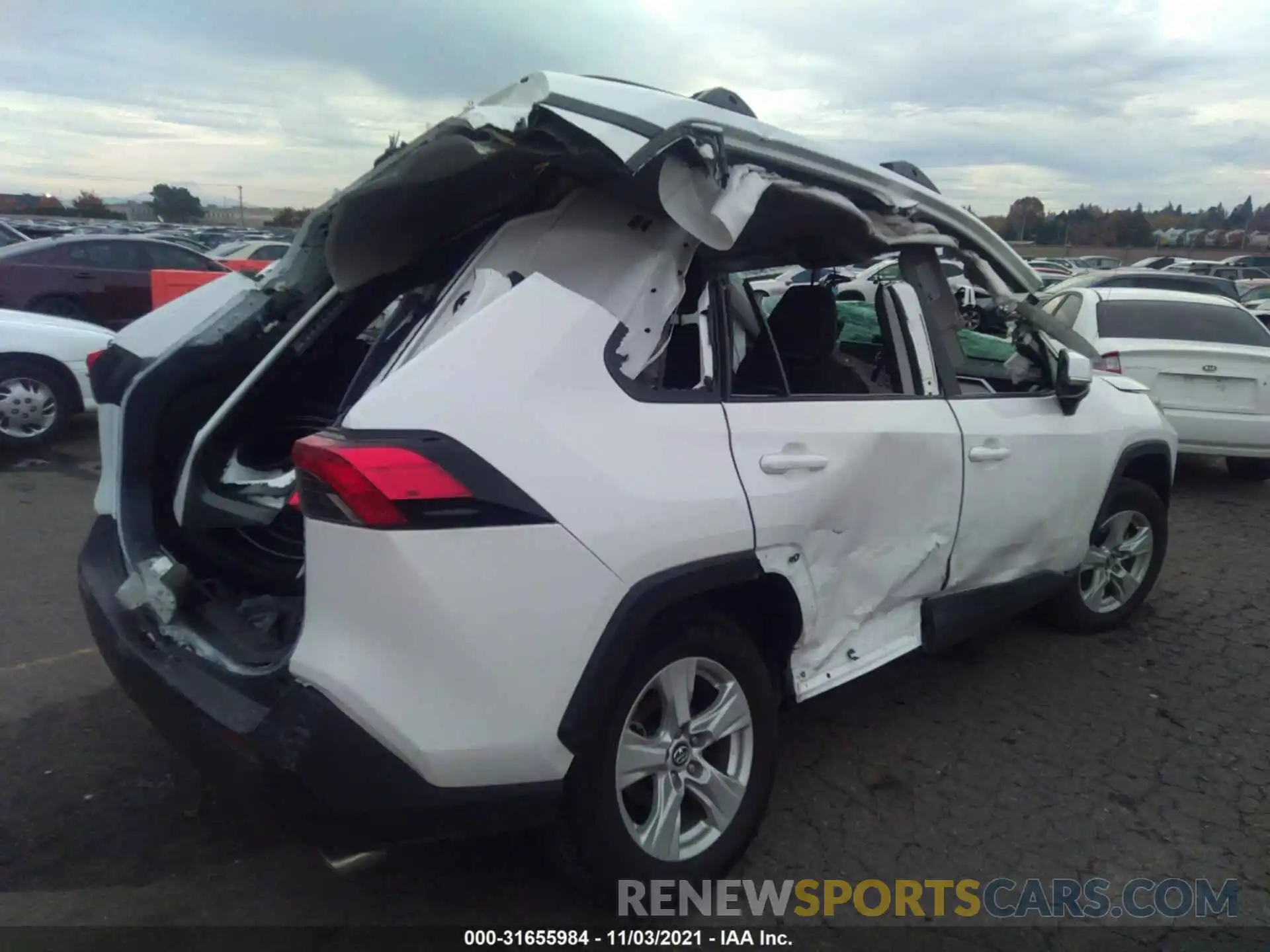 4 Photograph of a damaged car 2T3P1RFV5MC158159 TOYOTA RAV4 2021