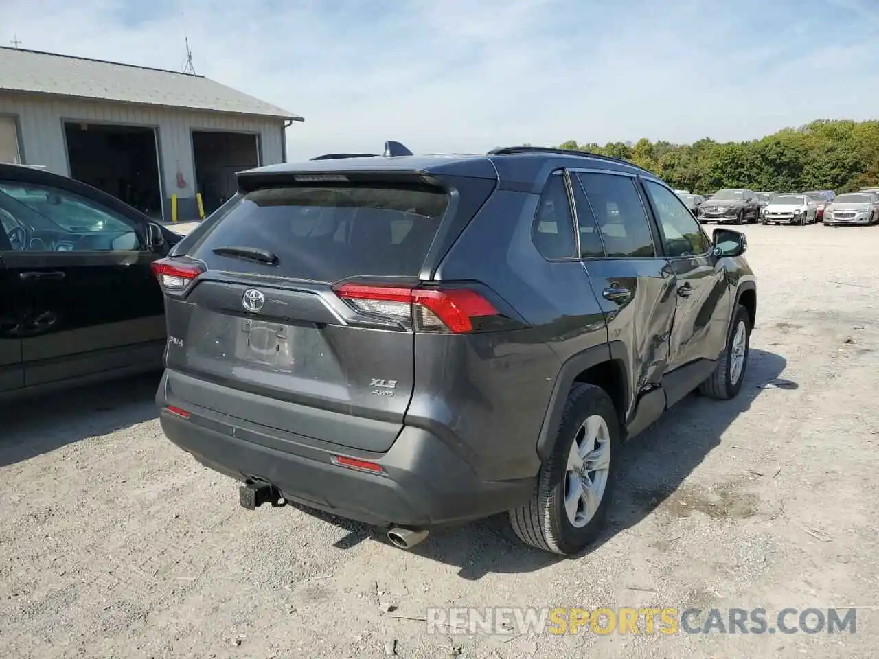 4 Photograph of a damaged car 2T3P1RFV5MC163216 TOYOTA RAV4 2021