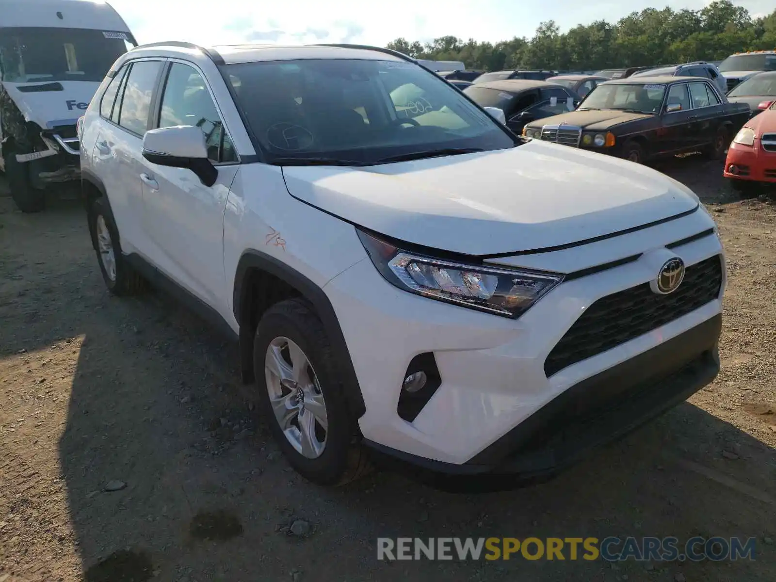 1 Фотография поврежденного автомобиля 2T3P1RFV5MC166942 TOYOTA RAV4 2021