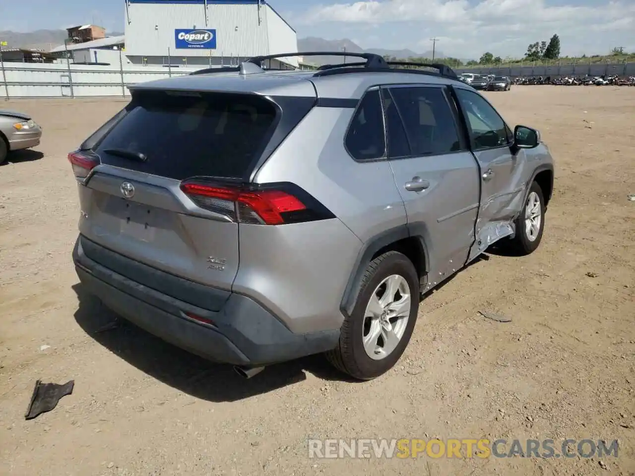 4 Photograph of a damaged car 2T3P1RFV5MC171588 TOYOTA RAV4 2021