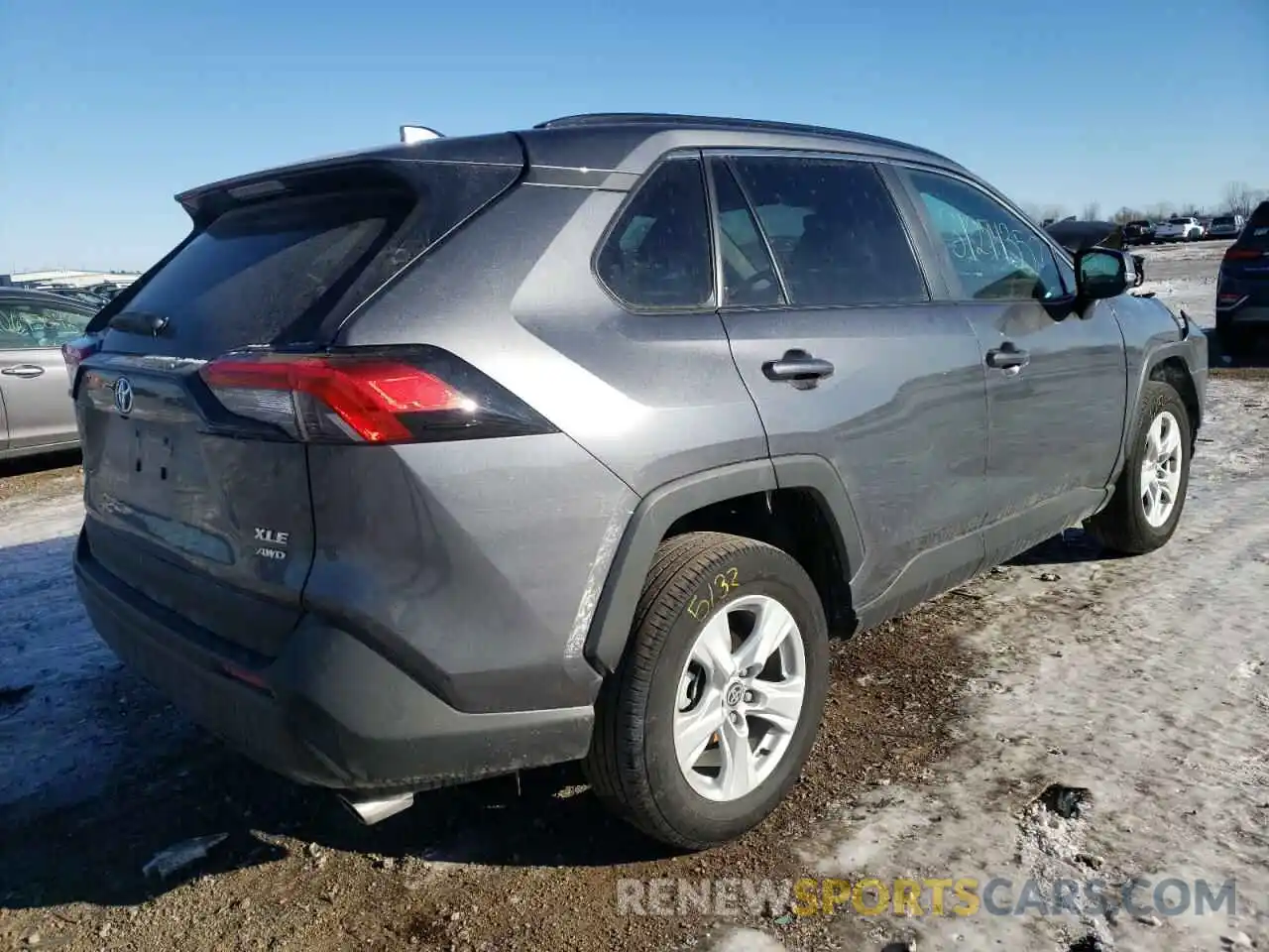 4 Photograph of a damaged car 2T3P1RFV5MC173065 TOYOTA RAV4 2021