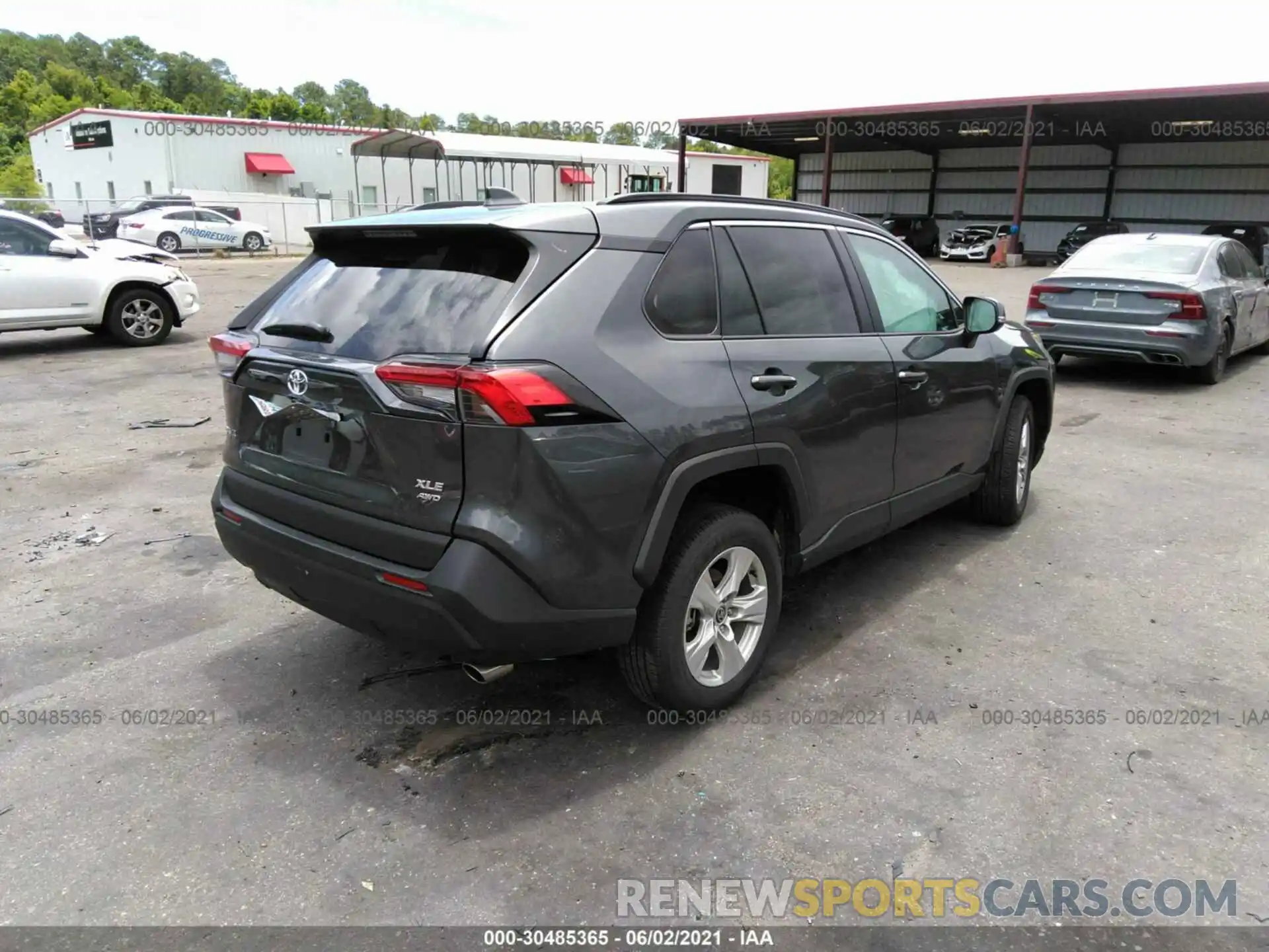 4 Photograph of a damaged car 2T3P1RFV5MC174541 TOYOTA RAV4 2021