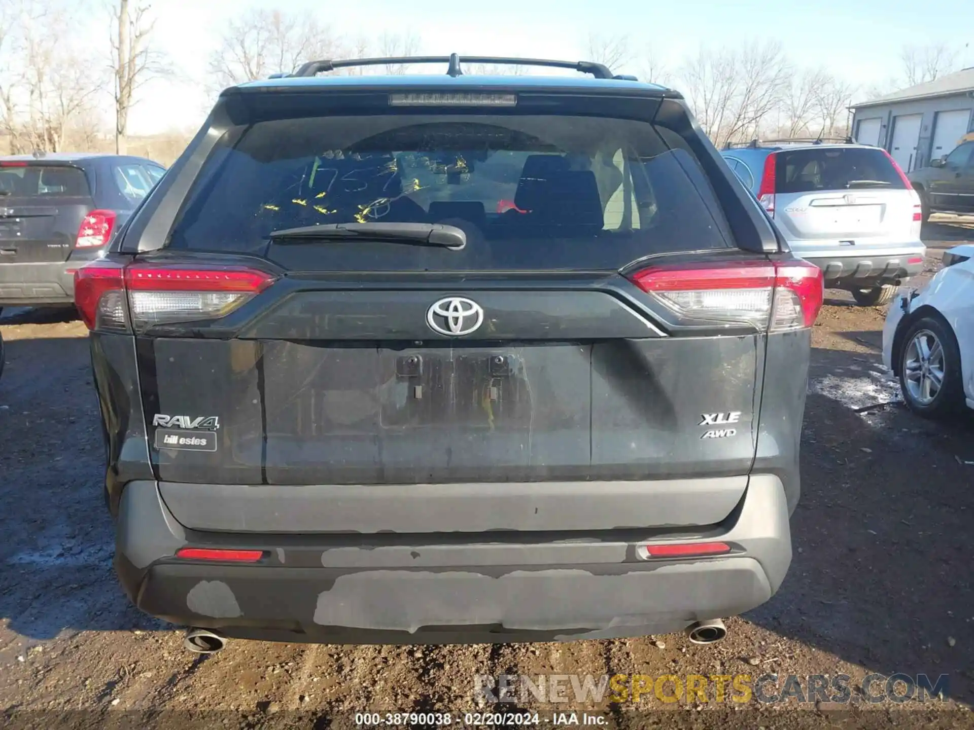 16 Photograph of a damaged car 2T3P1RFV5MC175785 TOYOTA RAV4 2021