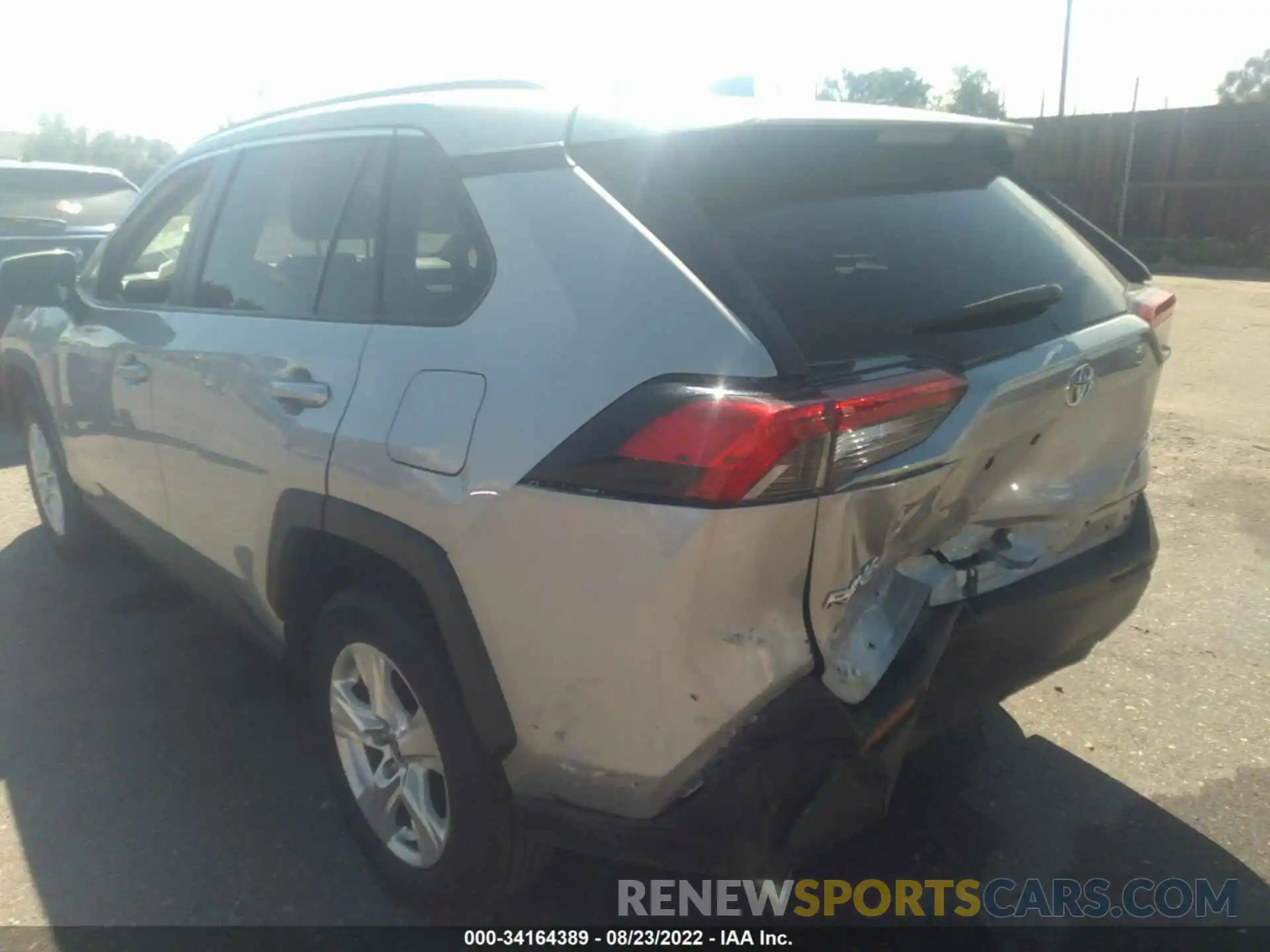 3 Photograph of a damaged car 2T3P1RFV5MC187788 TOYOTA RAV4 2021