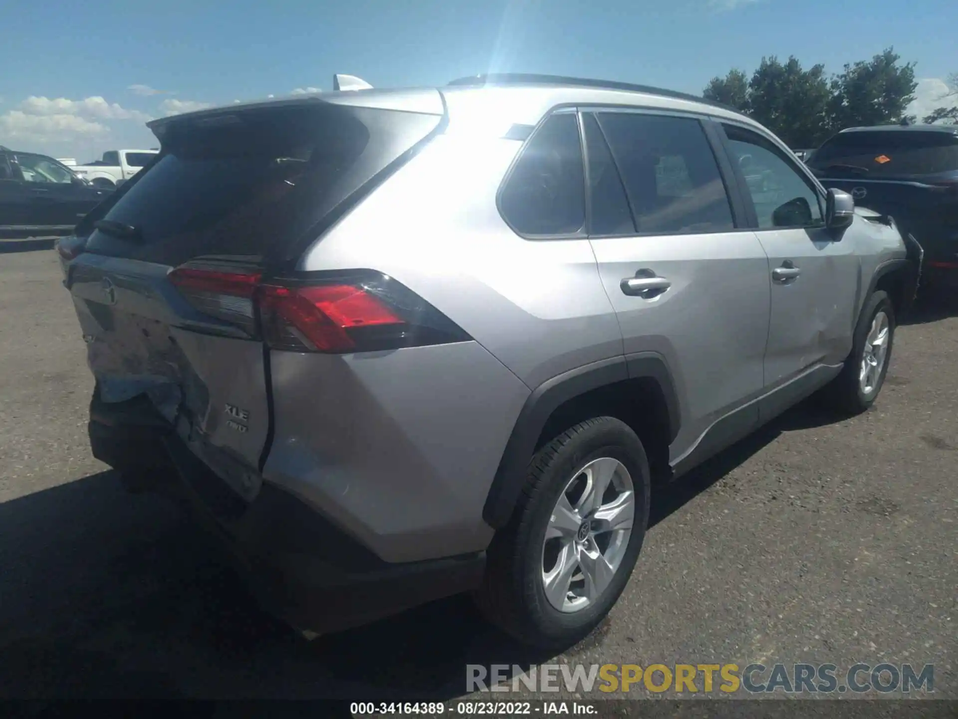 4 Photograph of a damaged car 2T3P1RFV5MC187788 TOYOTA RAV4 2021