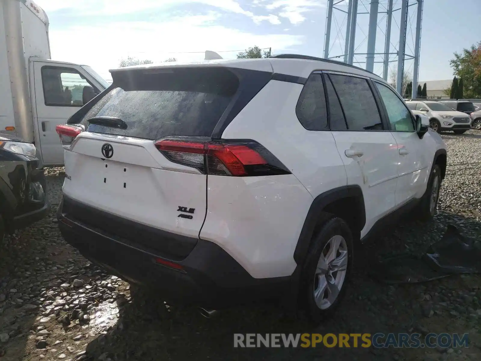 4 Photograph of a damaged car 2T3P1RFV5MC227920 TOYOTA RAV4 2021