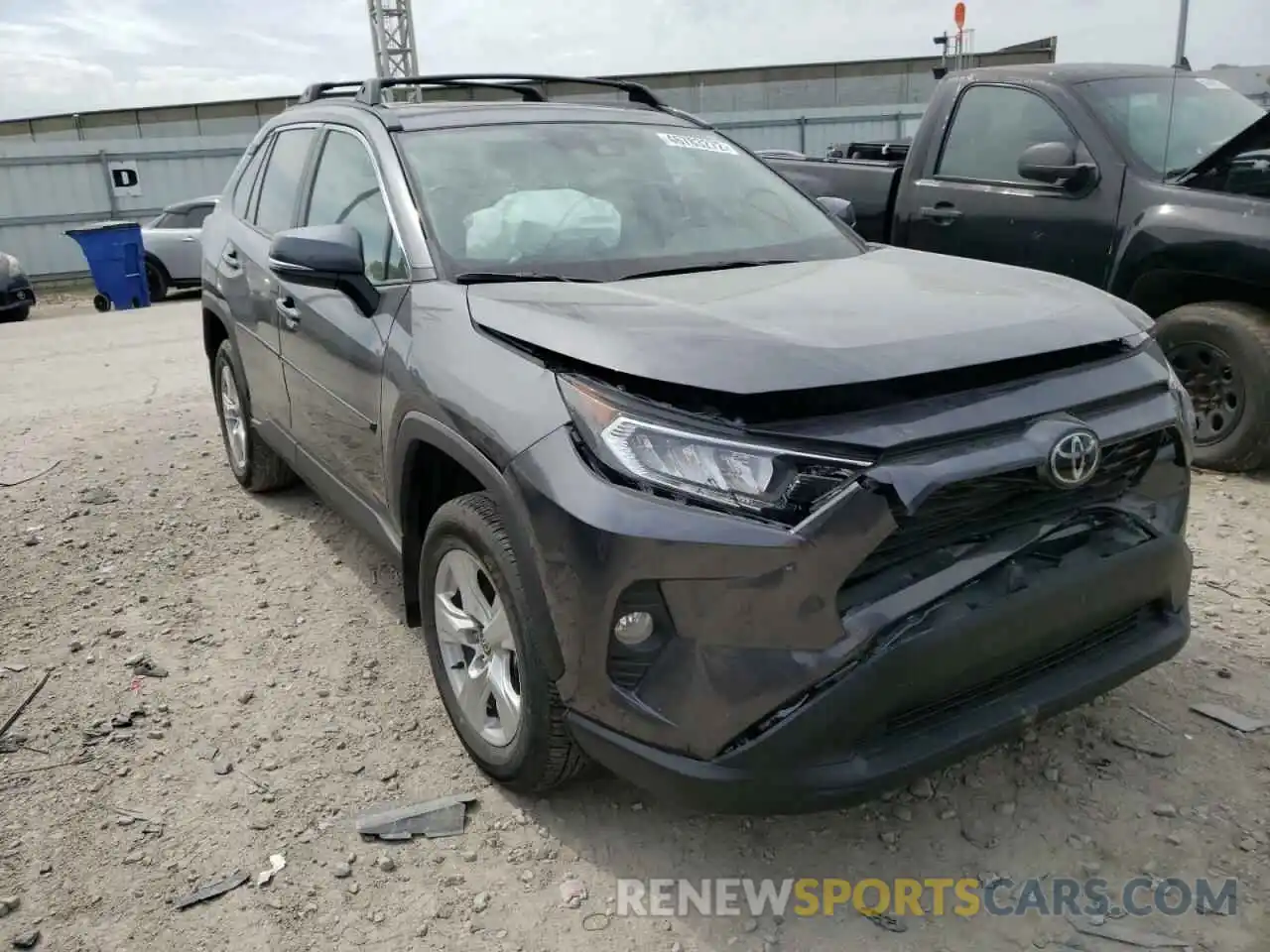 1 Photograph of a damaged car 2T3P1RFV5MC228680 TOYOTA RAV4 2021