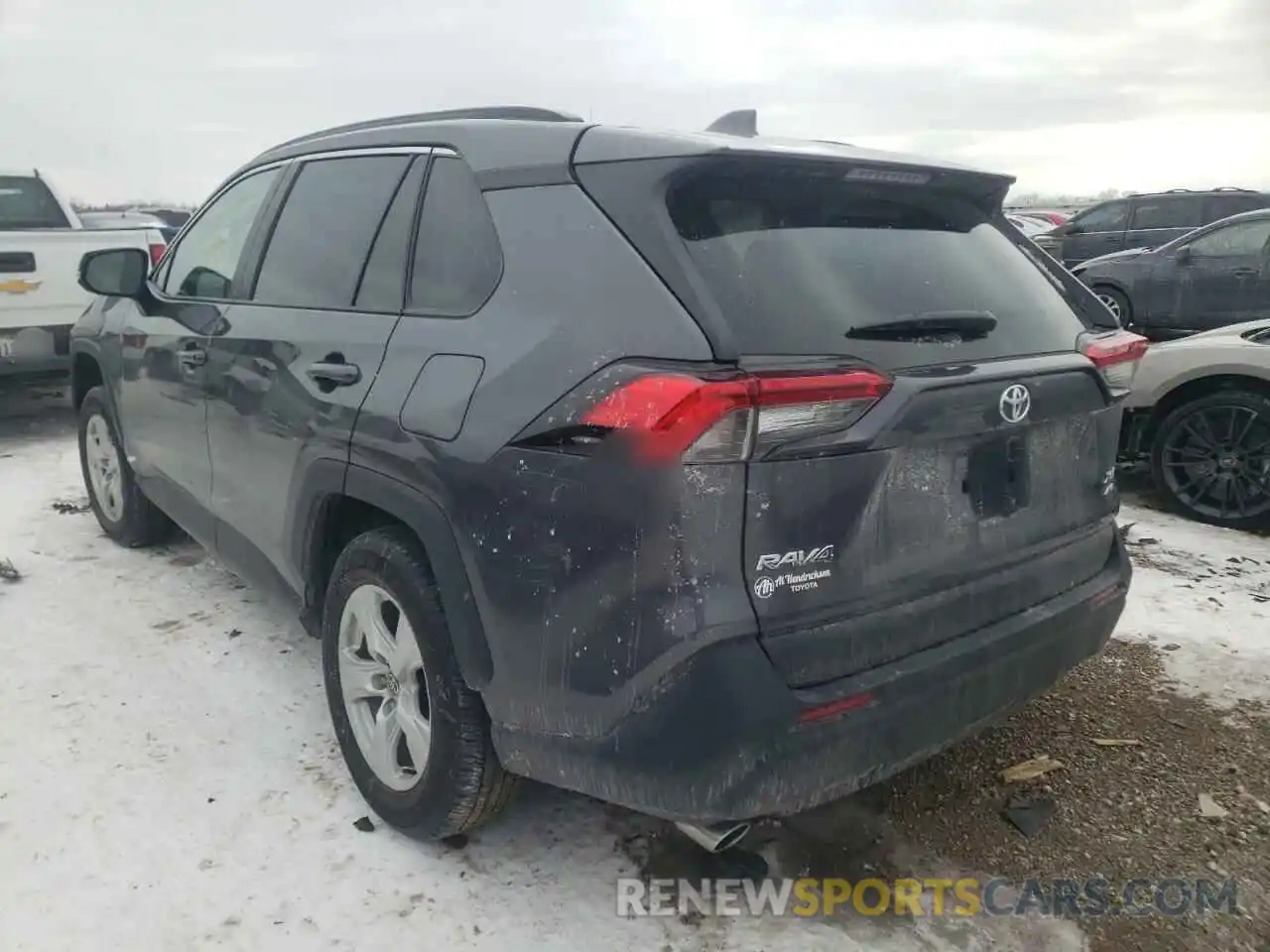 3 Фотография поврежденного автомобиля 2T3P1RFV5MC238819 TOYOTA RAV4 2021