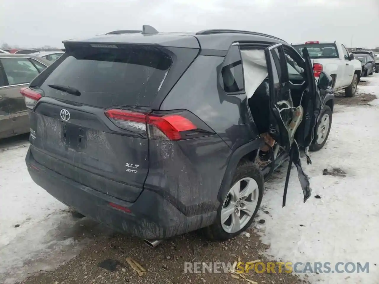 4 Photograph of a damaged car 2T3P1RFV5MC238819 TOYOTA RAV4 2021