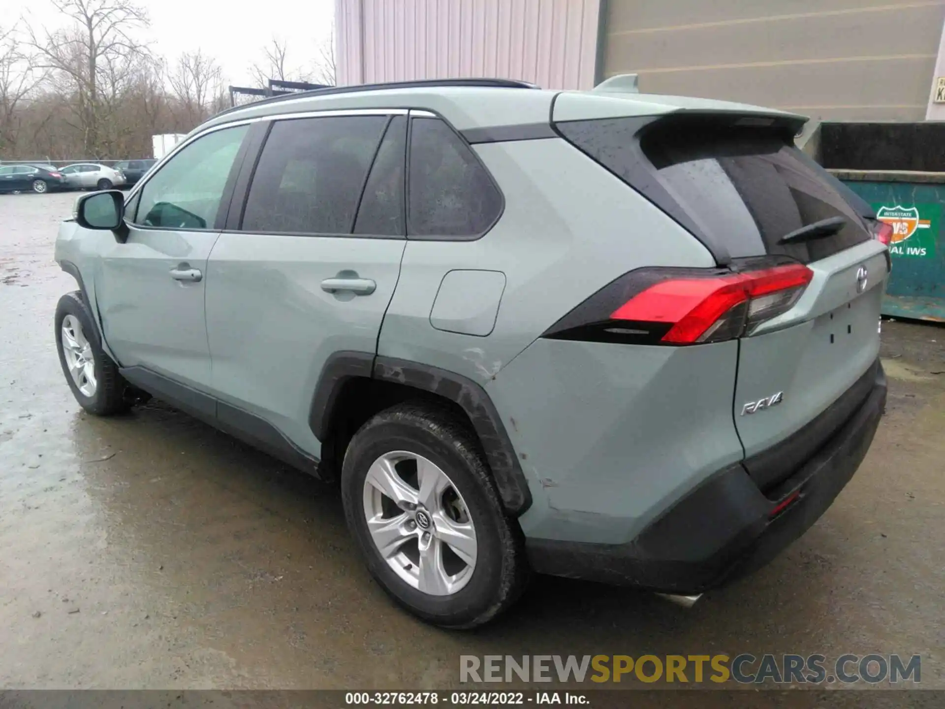 3 Photograph of a damaged car 2T3P1RFV5MW157768 TOYOTA RAV4 2021