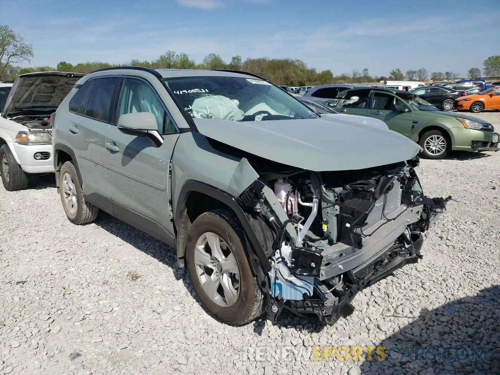 1 Photograph of a damaged car 2T3P1RFV5MW176188 TOYOTA RAV4 2021