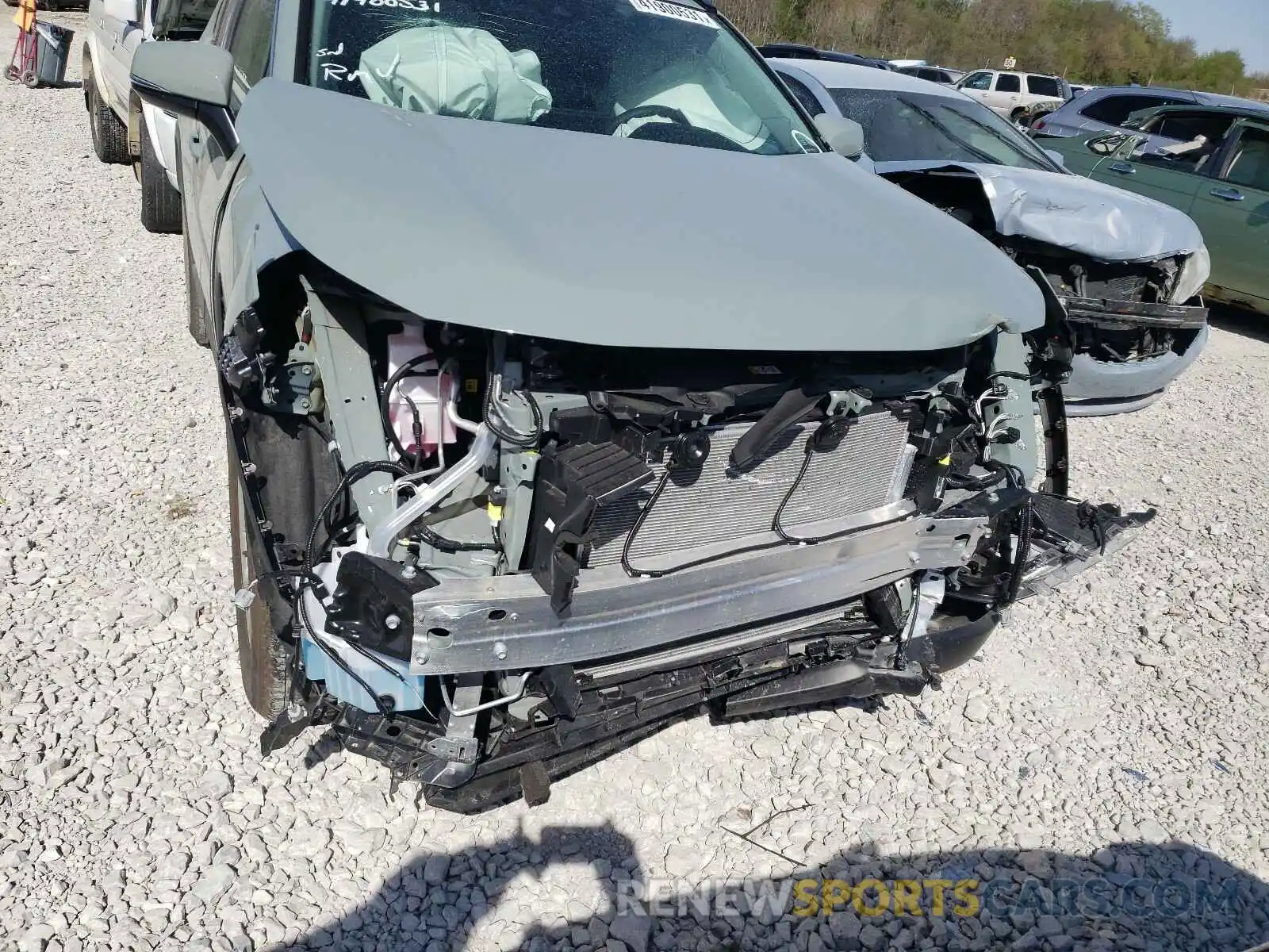 9 Photograph of a damaged car 2T3P1RFV5MW176188 TOYOTA RAV4 2021