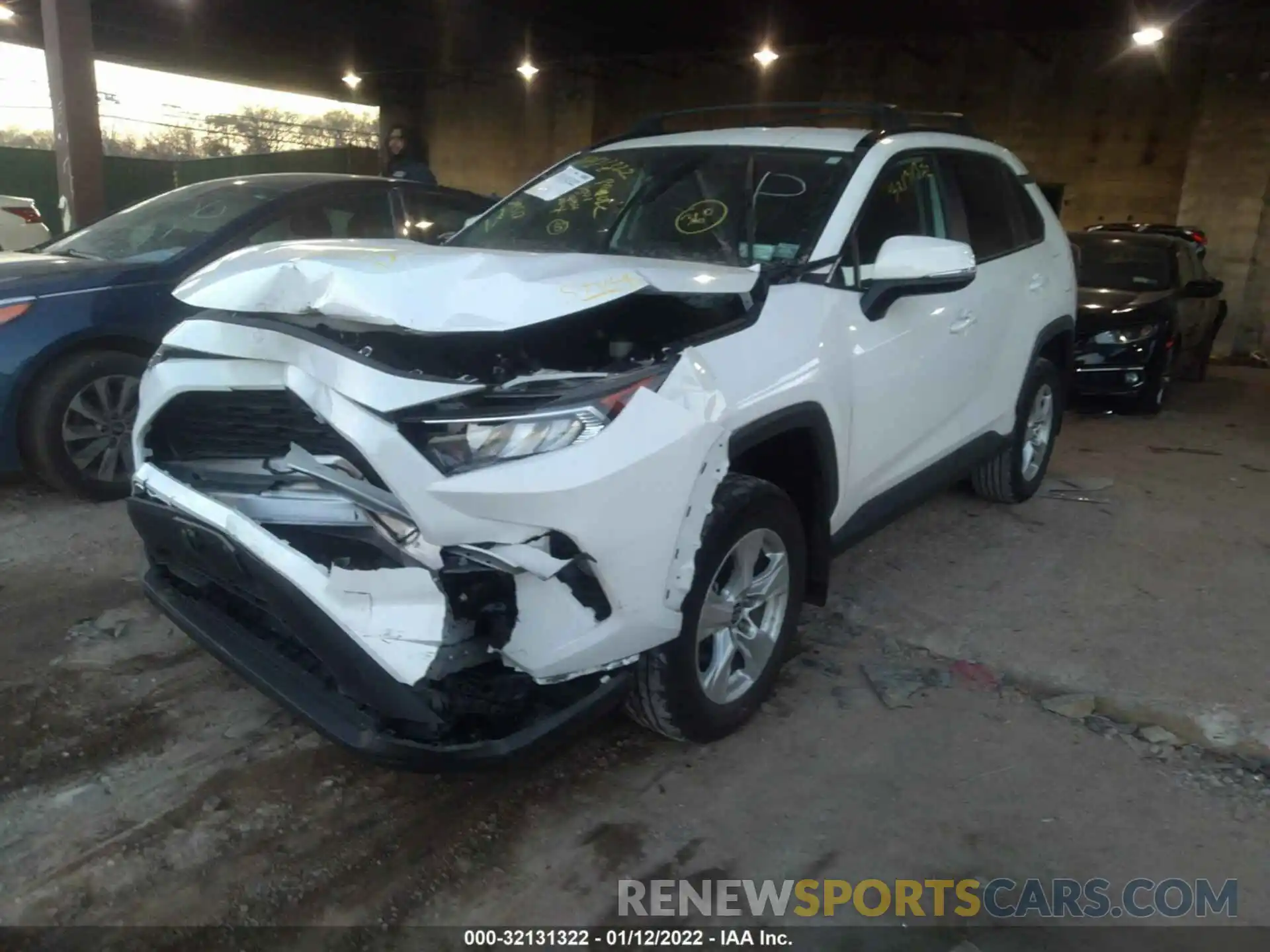 2 Photograph of a damaged car 2T3P1RFV5MW184727 TOYOTA RAV4 2021