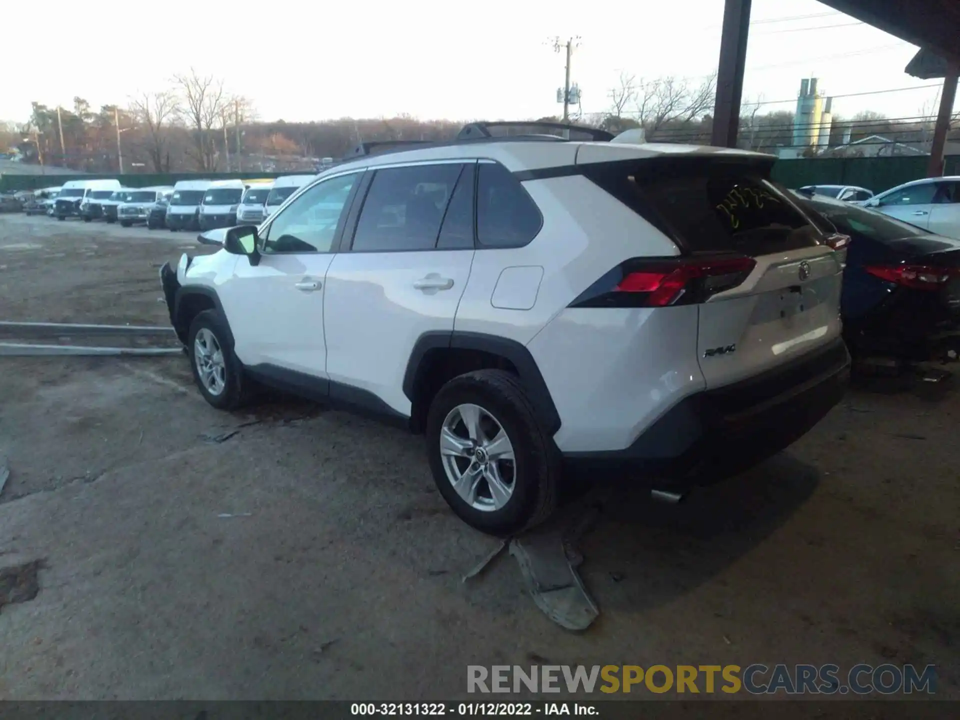 3 Photograph of a damaged car 2T3P1RFV5MW184727 TOYOTA RAV4 2021