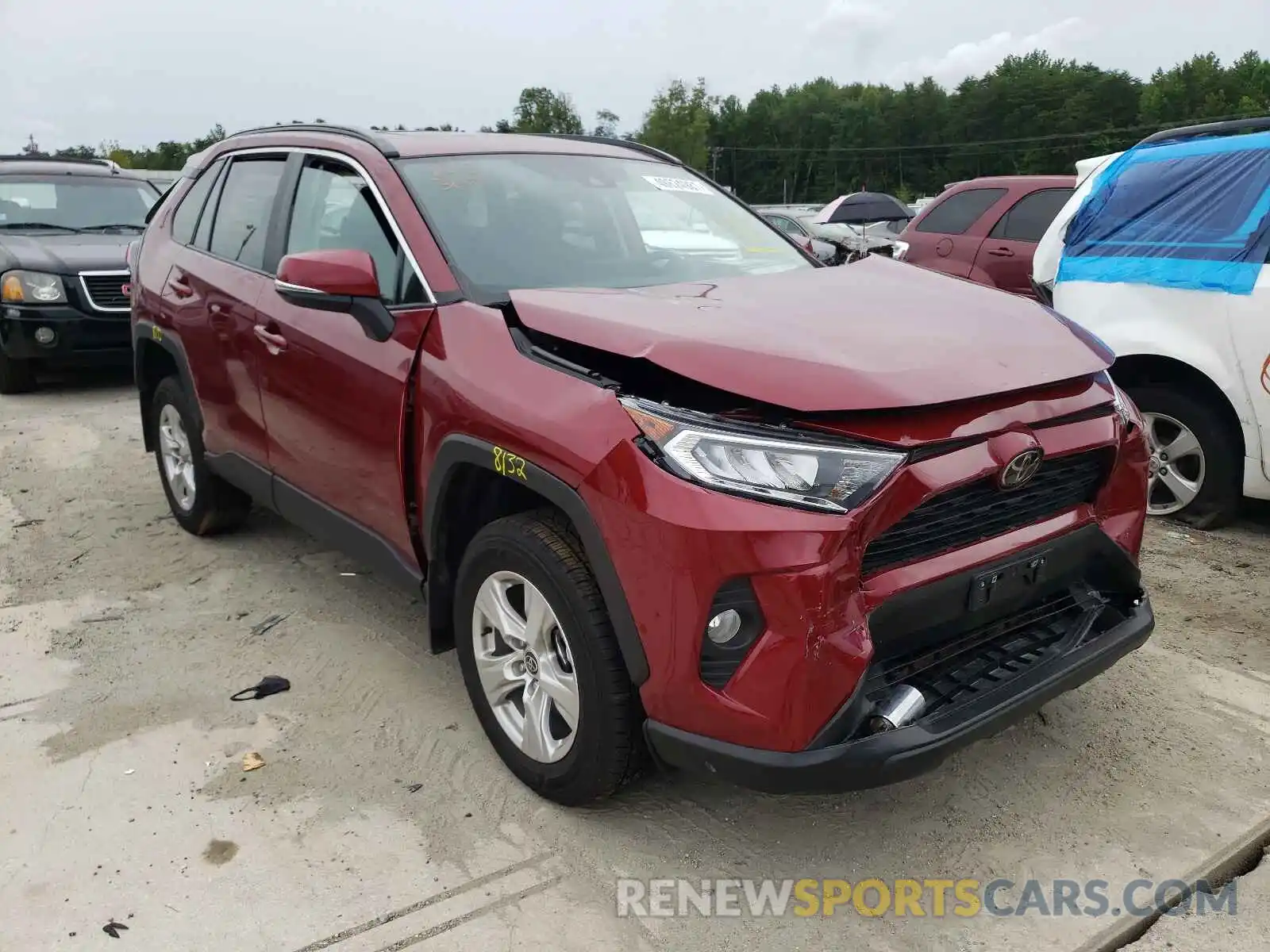 1 Photograph of a damaged car 2T3P1RFV5MW190706 TOYOTA RAV4 2021