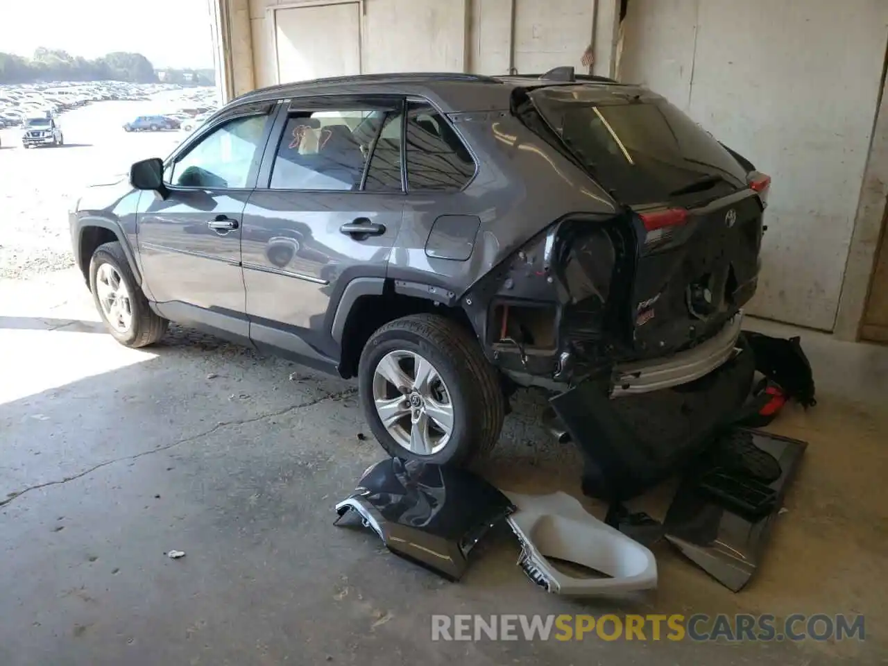 3 Photograph of a damaged car 2T3P1RFV5MW244988 TOYOTA RAV4 2021