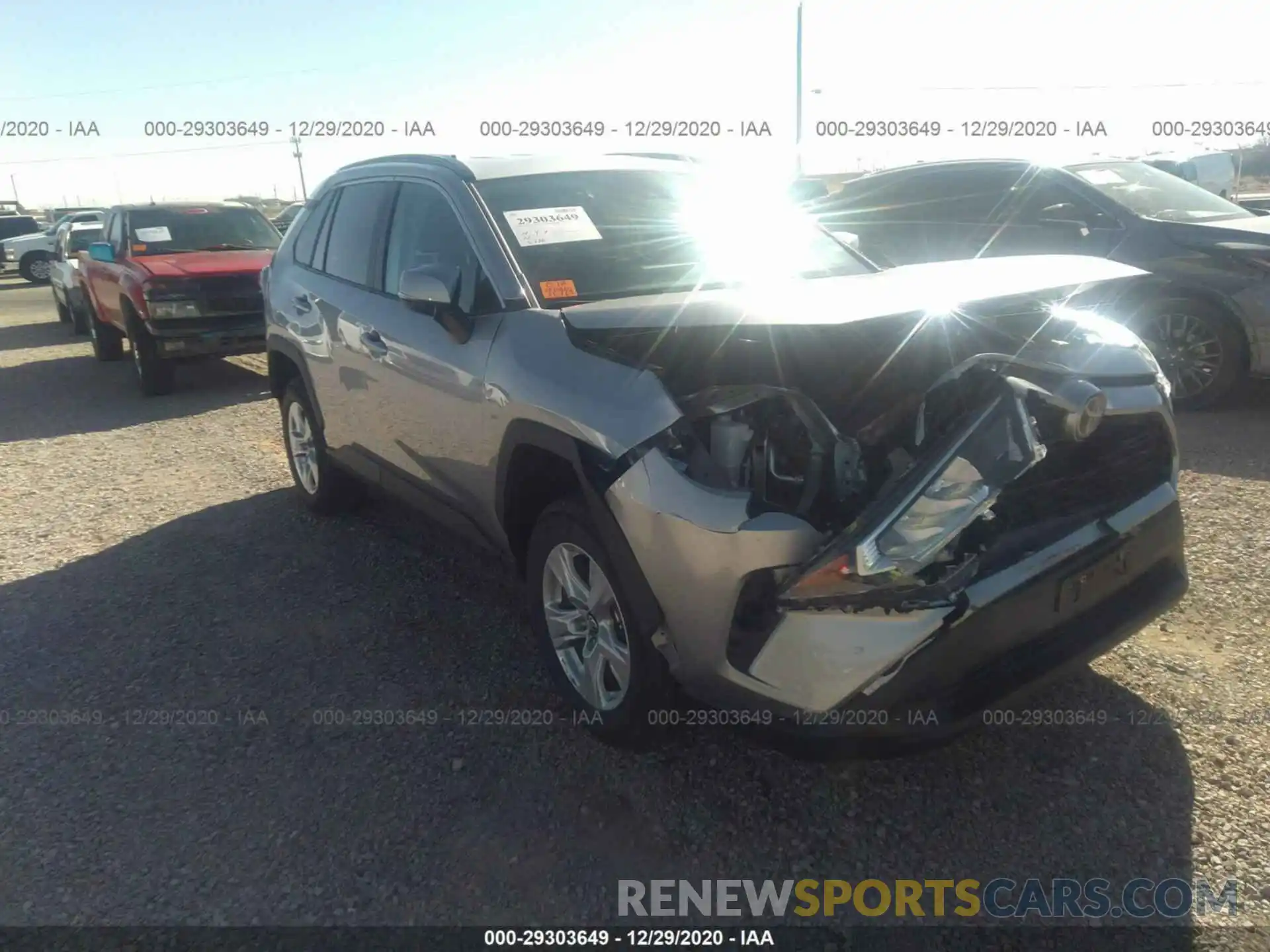 1 Photograph of a damaged car 2T3P1RFV6MC141774 TOYOTA RAV4 2021