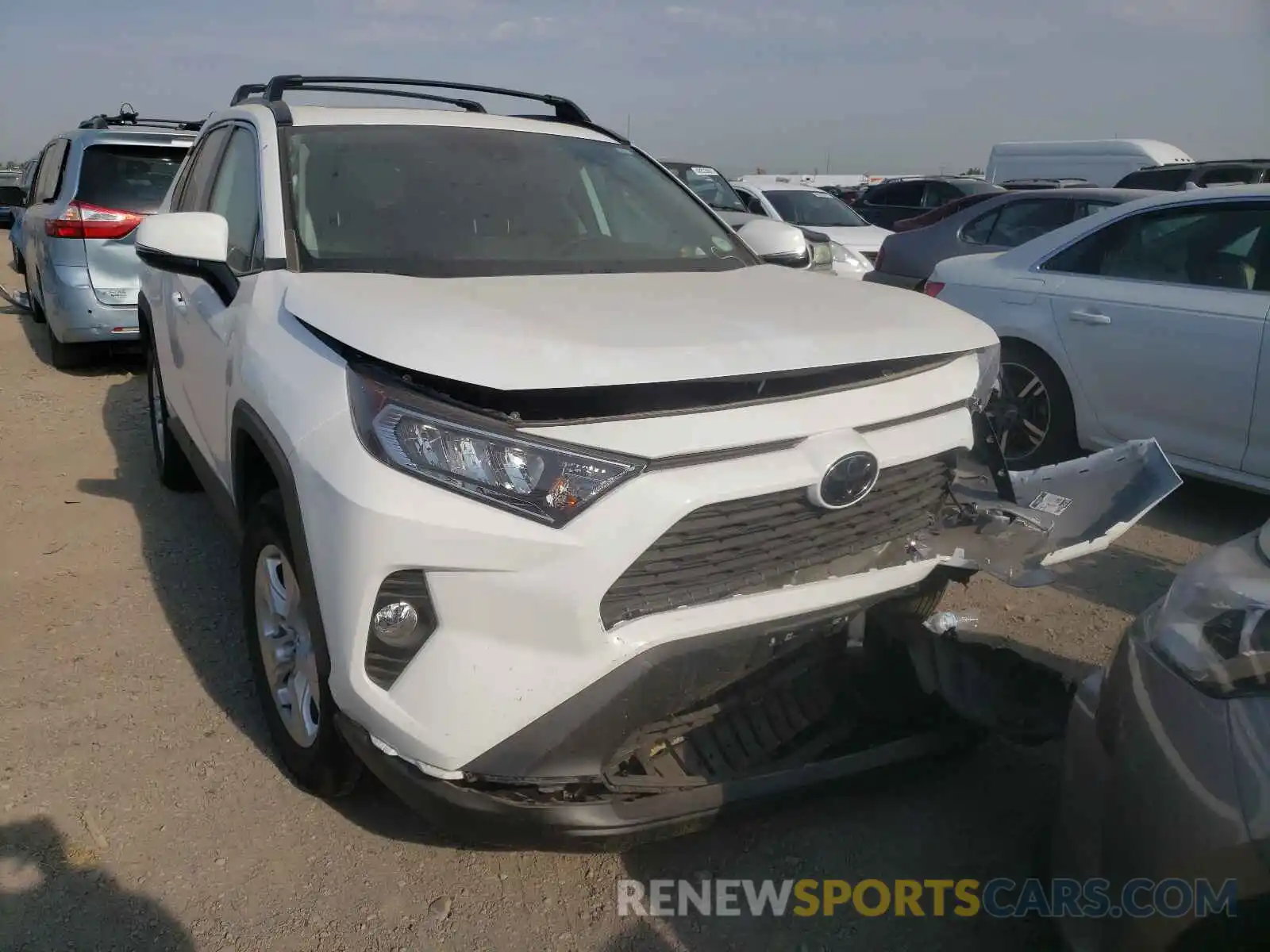 1 Photograph of a damaged car 2T3P1RFV6MC143380 TOYOTA RAV4 2021