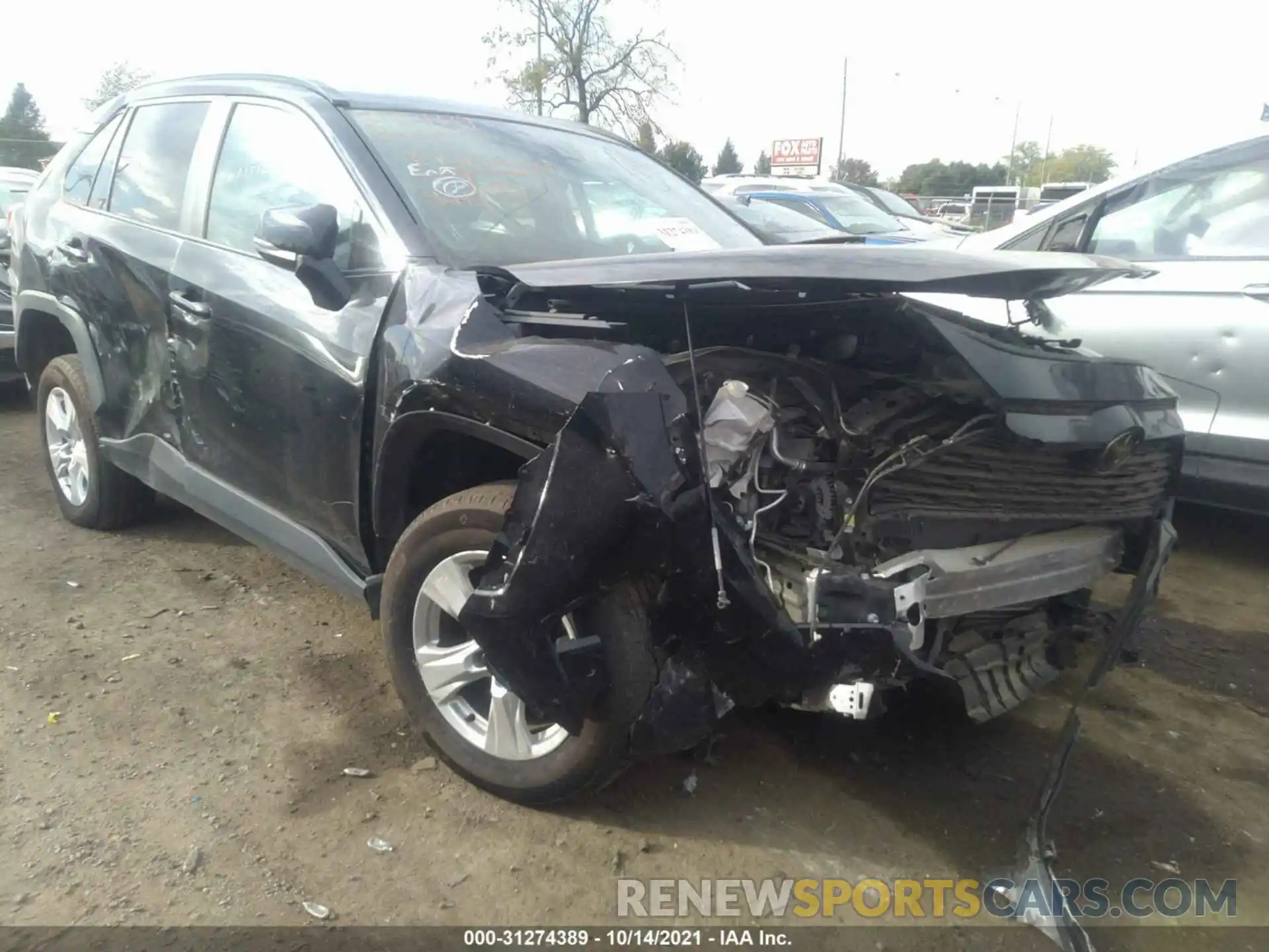 1 Photograph of a damaged car 2T3P1RFV6MC143766 TOYOTA RAV4 2021