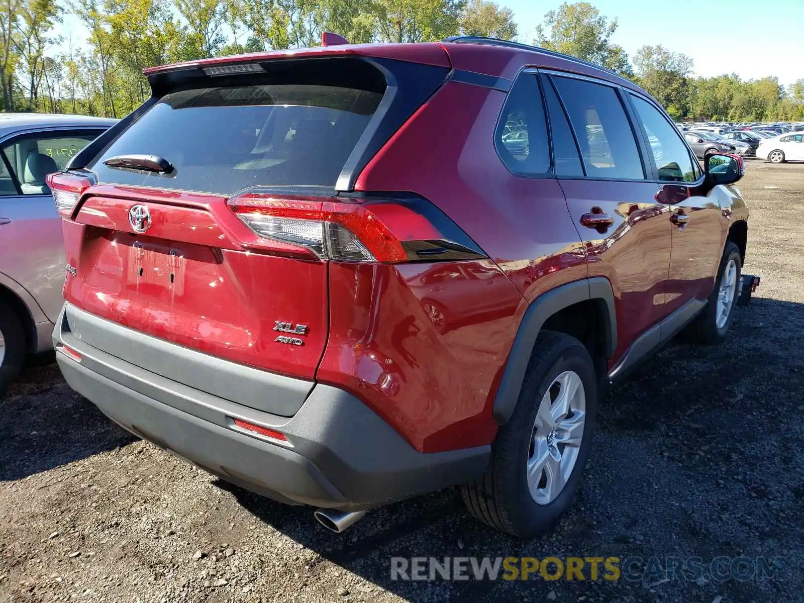 4 Photograph of a damaged car 2T3P1RFV6MC145100 TOYOTA RAV4 2021