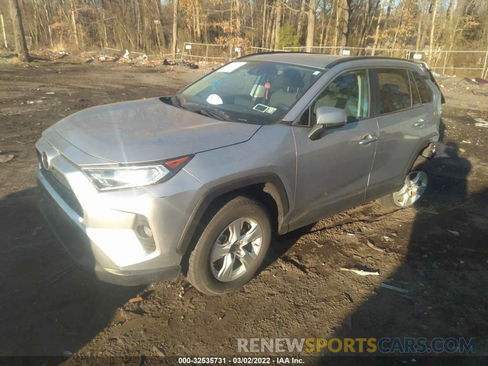 2 Photograph of a damaged car 2T3P1RFV6MC156663 TOYOTA RAV4 2021