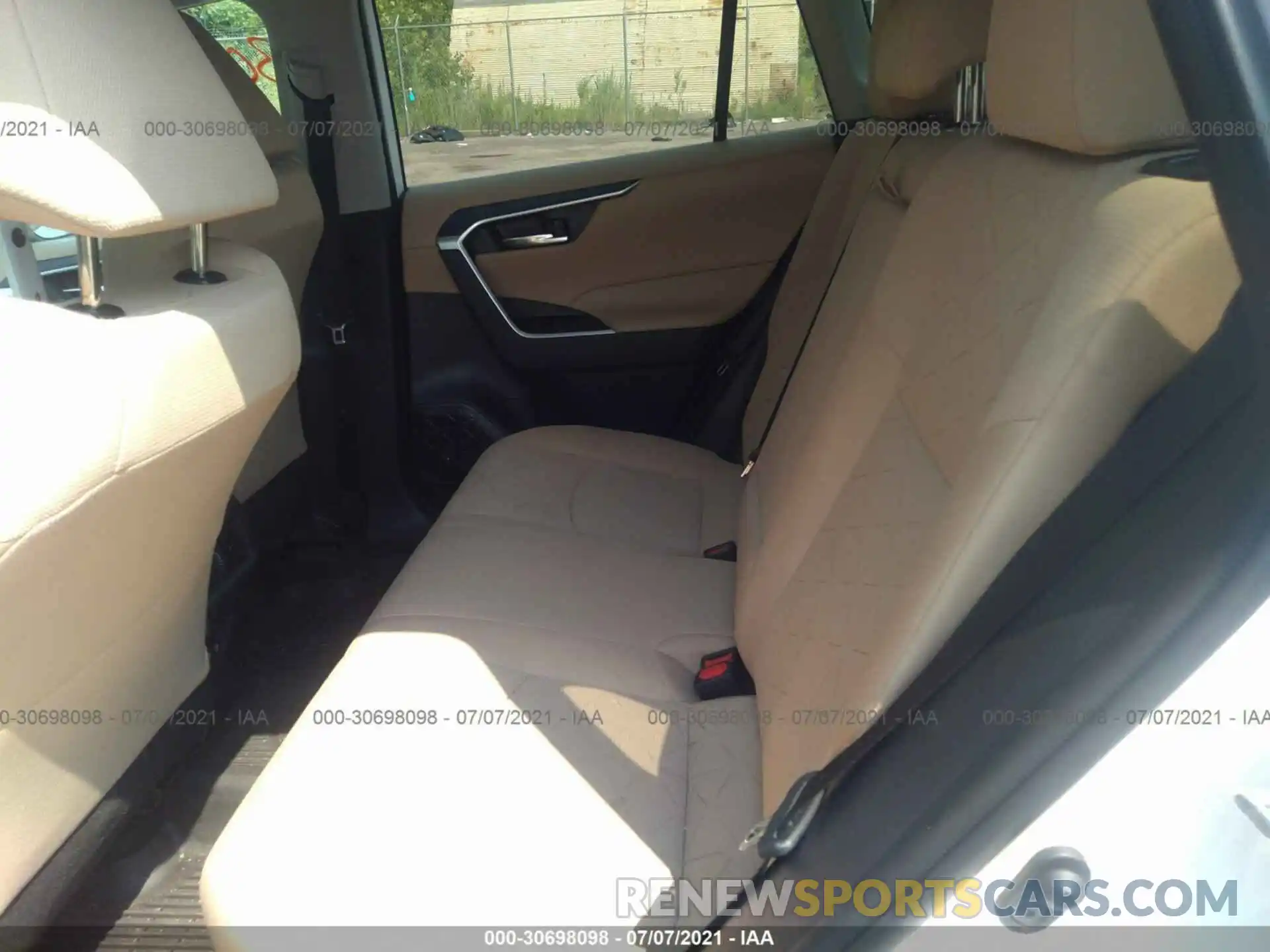 8 Фотография поврежденного автомобиля 2T3P1RFV6MC167985 TOYOTA RAV4 2021