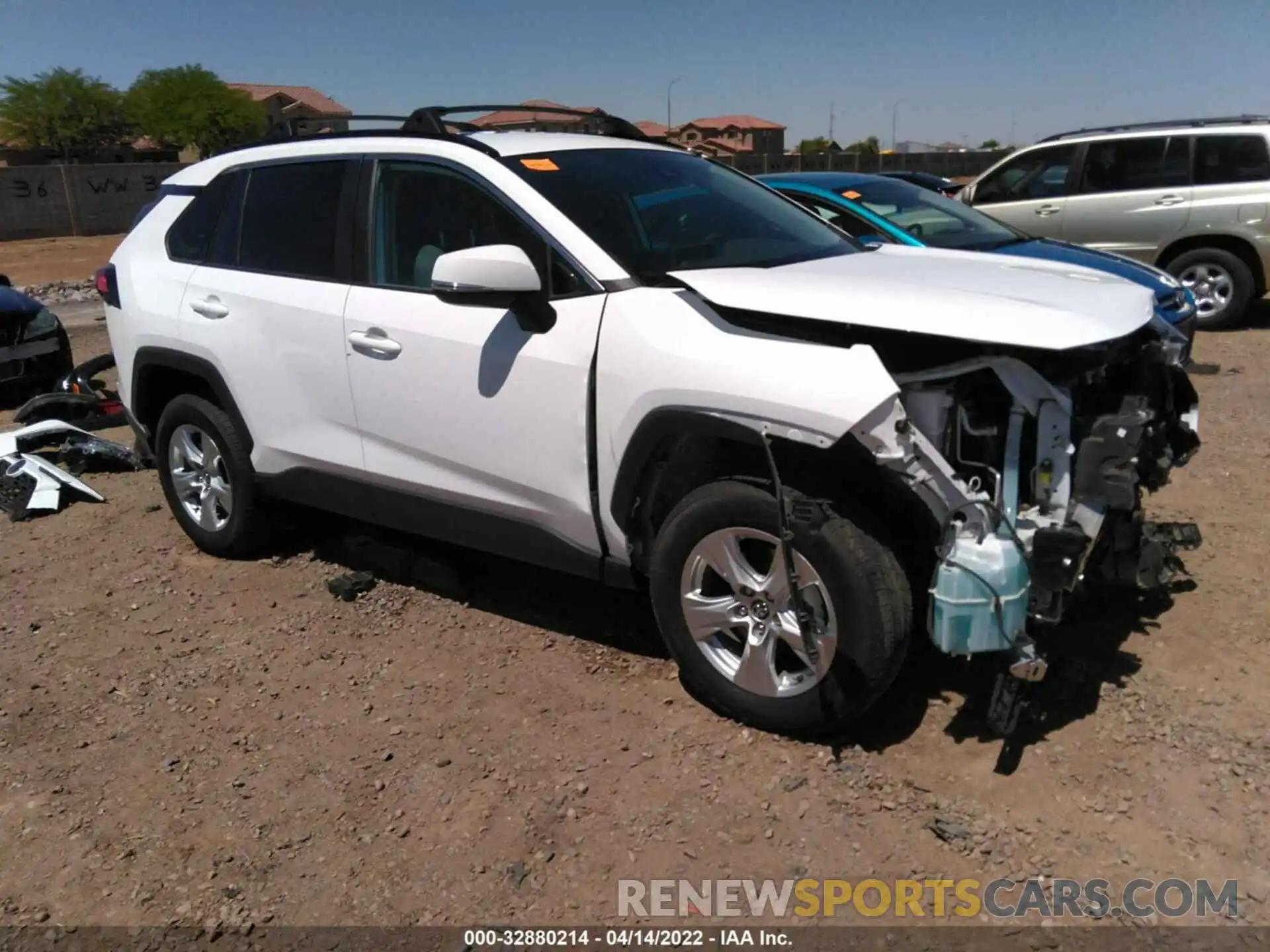 1 Photograph of a damaged car 2T3P1RFV6MC170174 TOYOTA RAV4 2021