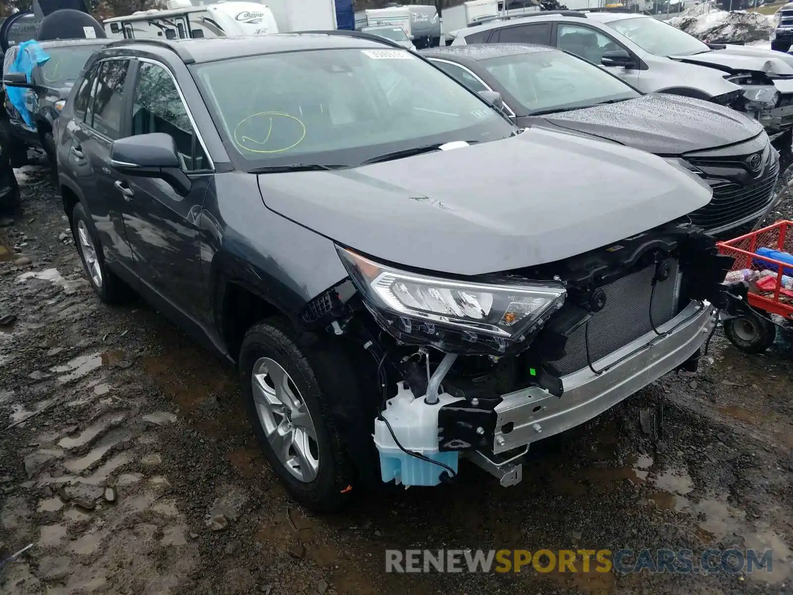 1 Photograph of a damaged car 2T3P1RFV6MC177402 TOYOTA RAV4 2021