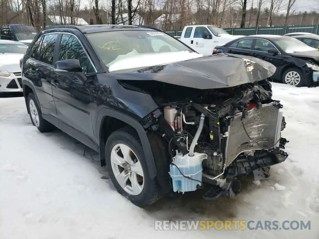 1 Photograph of a damaged car 2T3P1RFV6MC184284 TOYOTA RAV4 2021