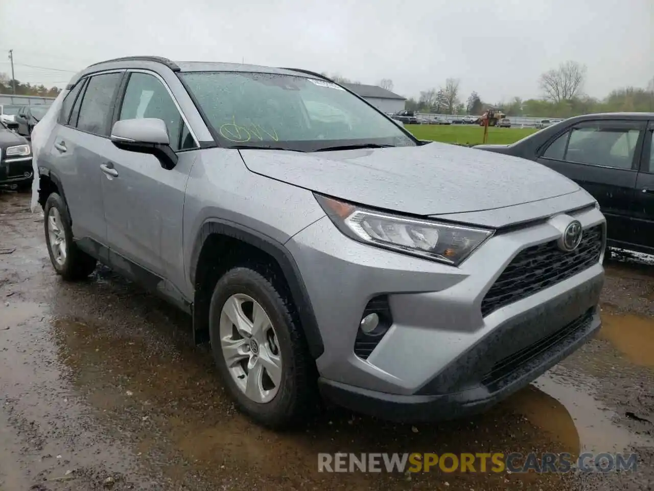 1 Photograph of a damaged car 2T3P1RFV6MC217347 TOYOTA RAV4 2021