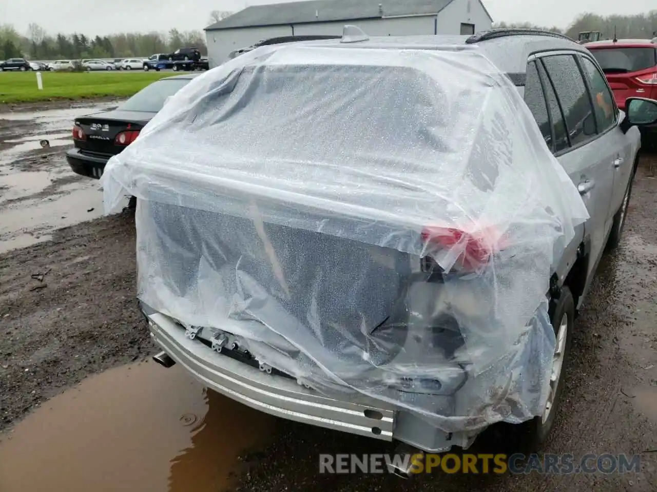 9 Photograph of a damaged car 2T3P1RFV6MC217347 TOYOTA RAV4 2021