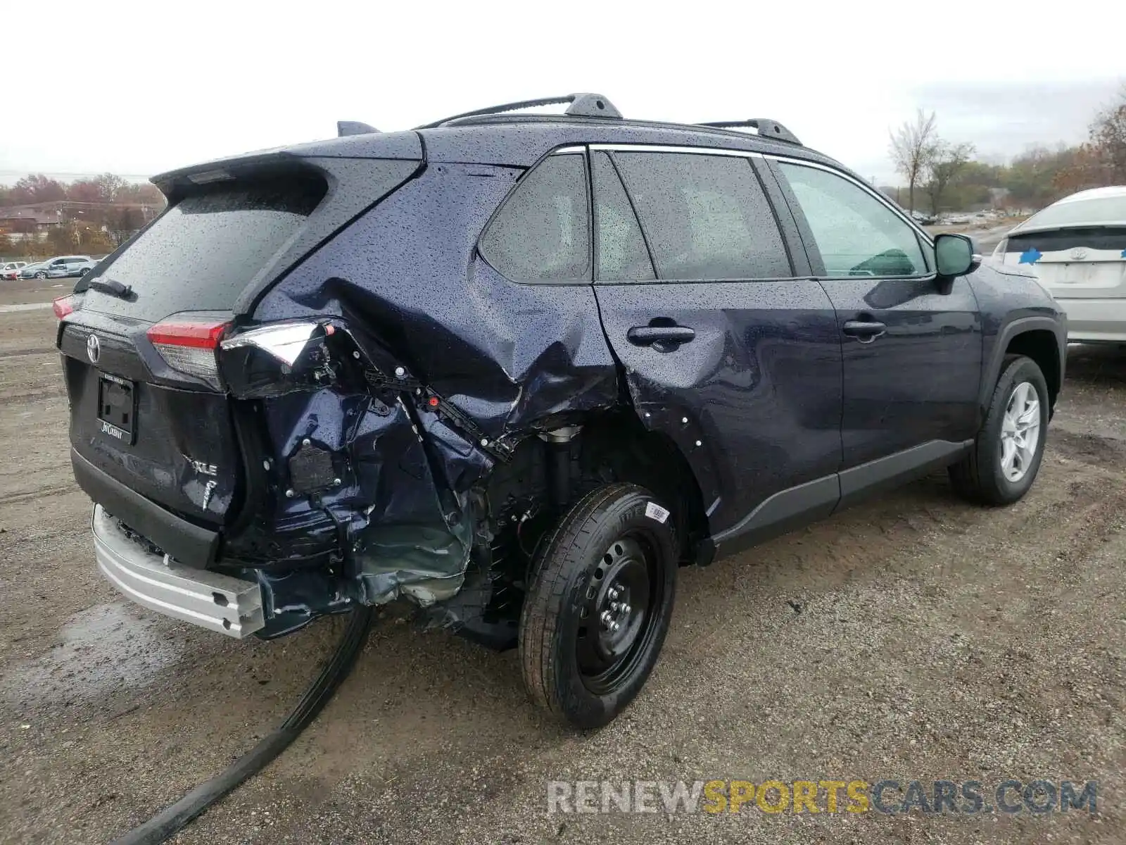 4 Photograph of a damaged car 2T3P1RFV6MW141157 TOYOTA RAV4 2021