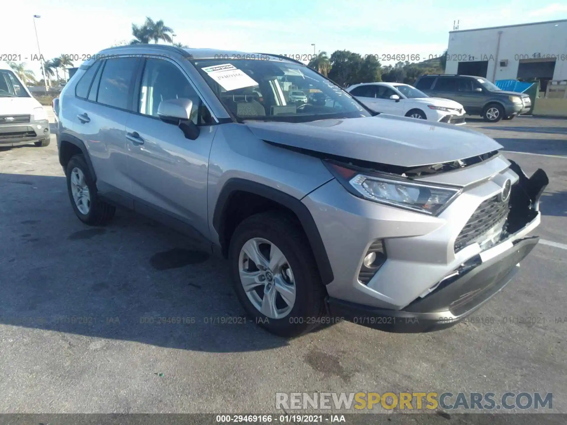 1 Photograph of a damaged car 2T3P1RFV6MW142227 TOYOTA RAV4 2021