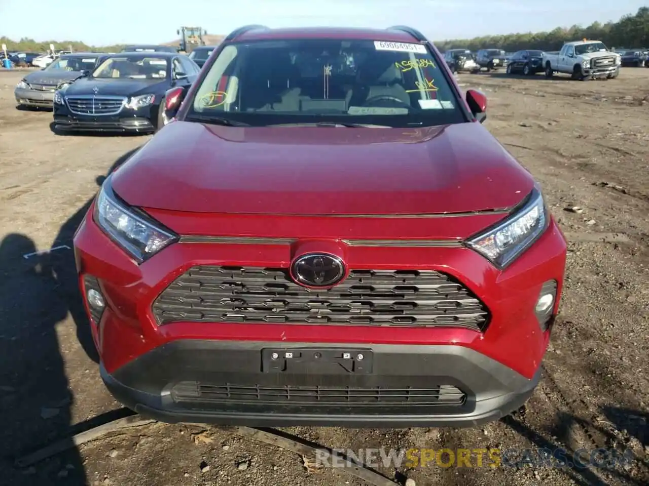 9 Photograph of a damaged car 2T3P1RFV6MW158654 TOYOTA RAV4 2021