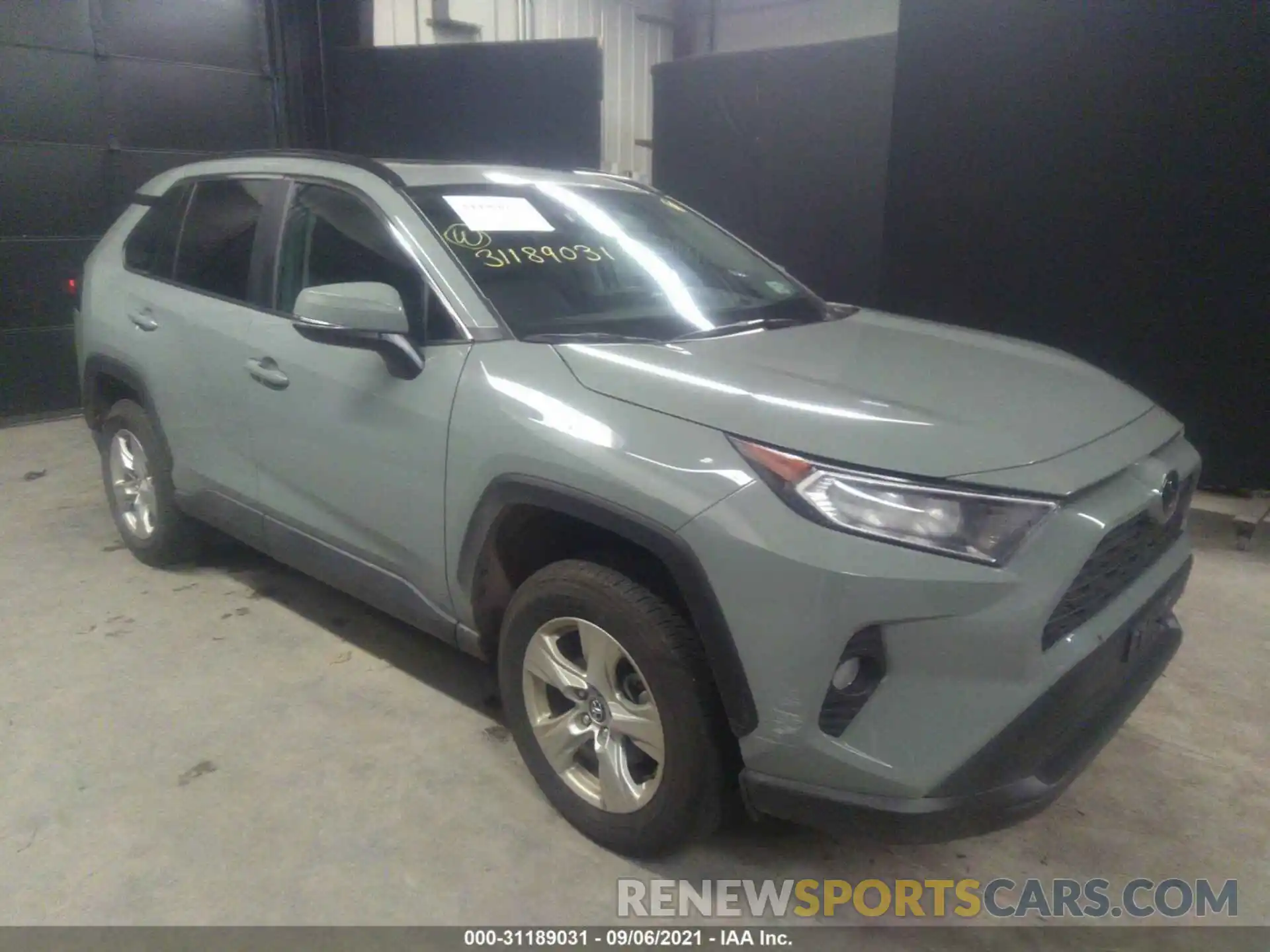 1 Фотография поврежденного автомобиля 2T3P1RFV6MW168844 TOYOTA RAV4 2021