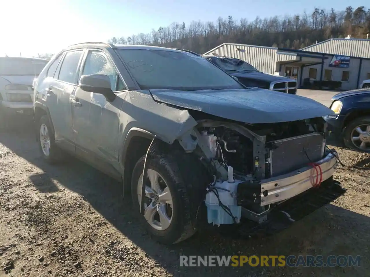 1 Photograph of a damaged car 2T3P1RFV6MW171825 TOYOTA RAV4 2021