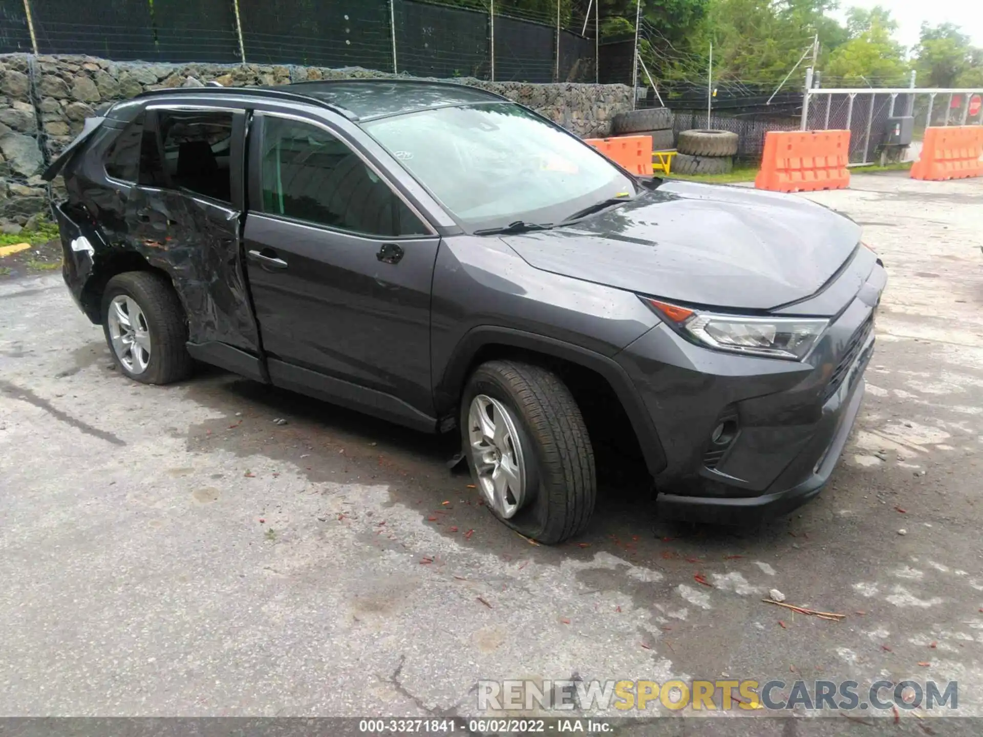 1 Фотография поврежденного автомобиля 2T3P1RFV6MW179262 TOYOTA RAV4 2021