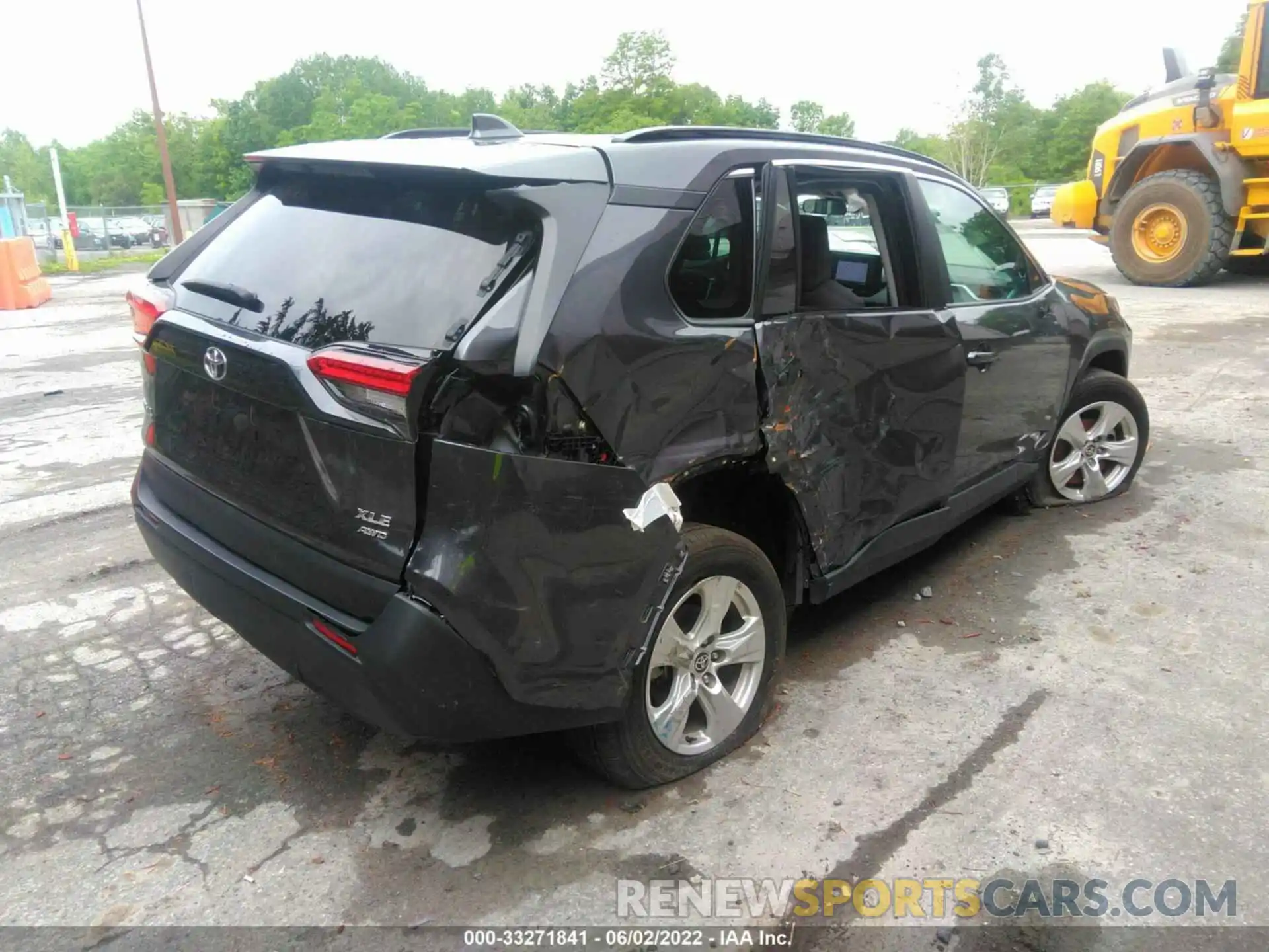 4 Photograph of a damaged car 2T3P1RFV6MW179262 TOYOTA RAV4 2021