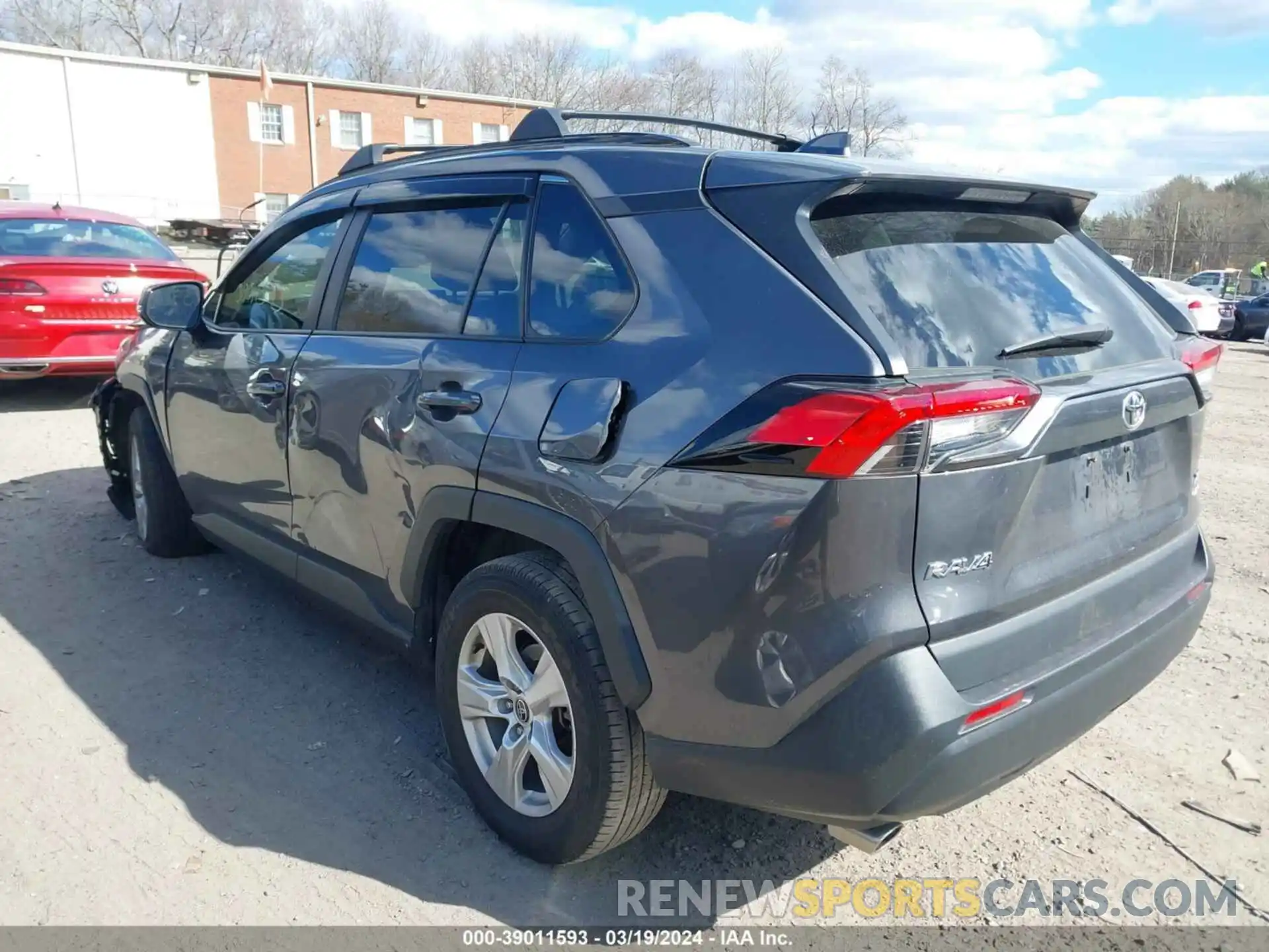 3 Photograph of a damaged car 2T3P1RFV6MW189032 TOYOTA RAV4 2021