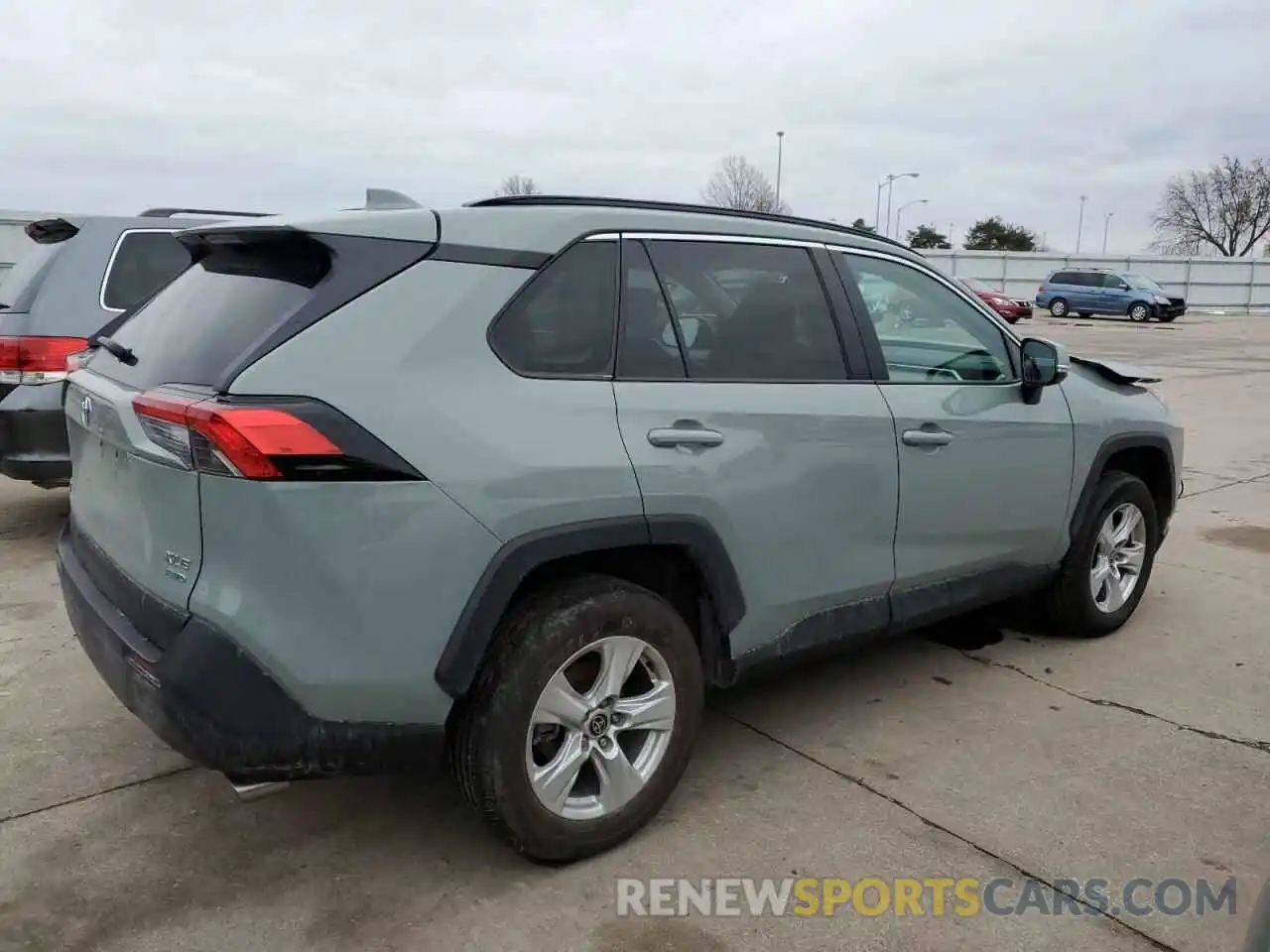 3 Photograph of a damaged car 2T3P1RFV6MW193839 TOYOTA RAV4 2021