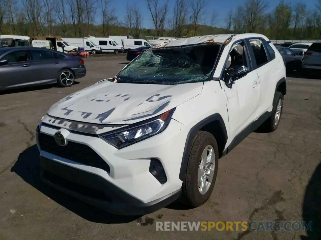 2 Photograph of a damaged car 2T3P1RFV6MW204175 TOYOTA RAV4 2021