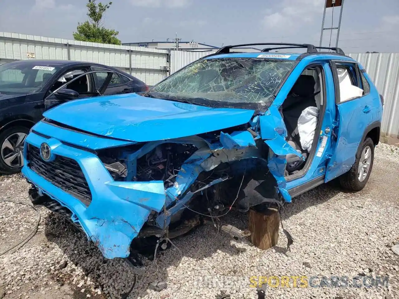 2 Photograph of a damaged car 2T3P1RFV6MW220599 TOYOTA RAV4 2021