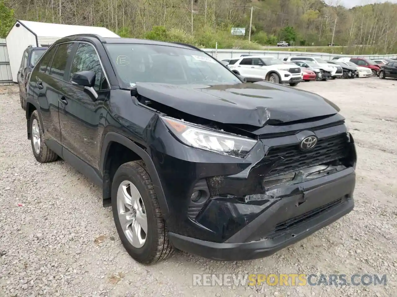 1 Photograph of a damaged car 2T3P1RFV6MW226192 TOYOTA RAV4 2021