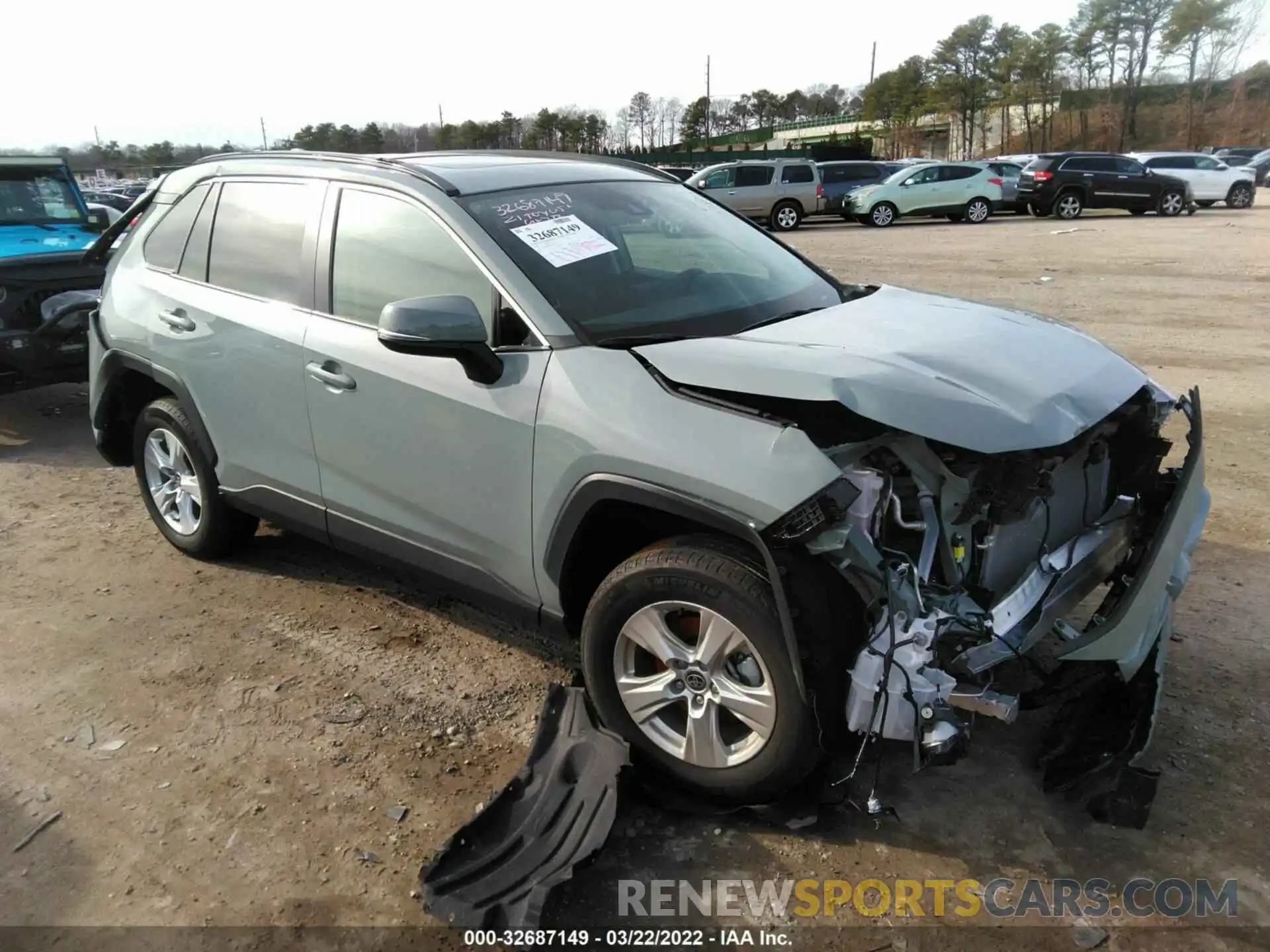 1 Photograph of a damaged car 2T3P1RFV6MW242988 TOYOTA RAV4 2021