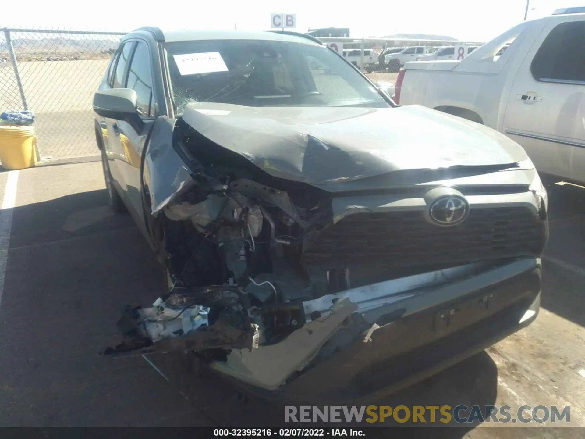 6 Photograph of a damaged car 2T3P1RFV7MC142223 TOYOTA RAV4 2021