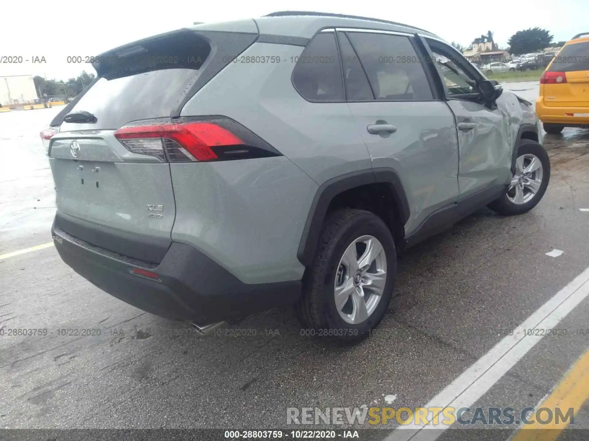 4 Photograph of a damaged car 2T3P1RFV7MC142660 TOYOTA RAV4 2021