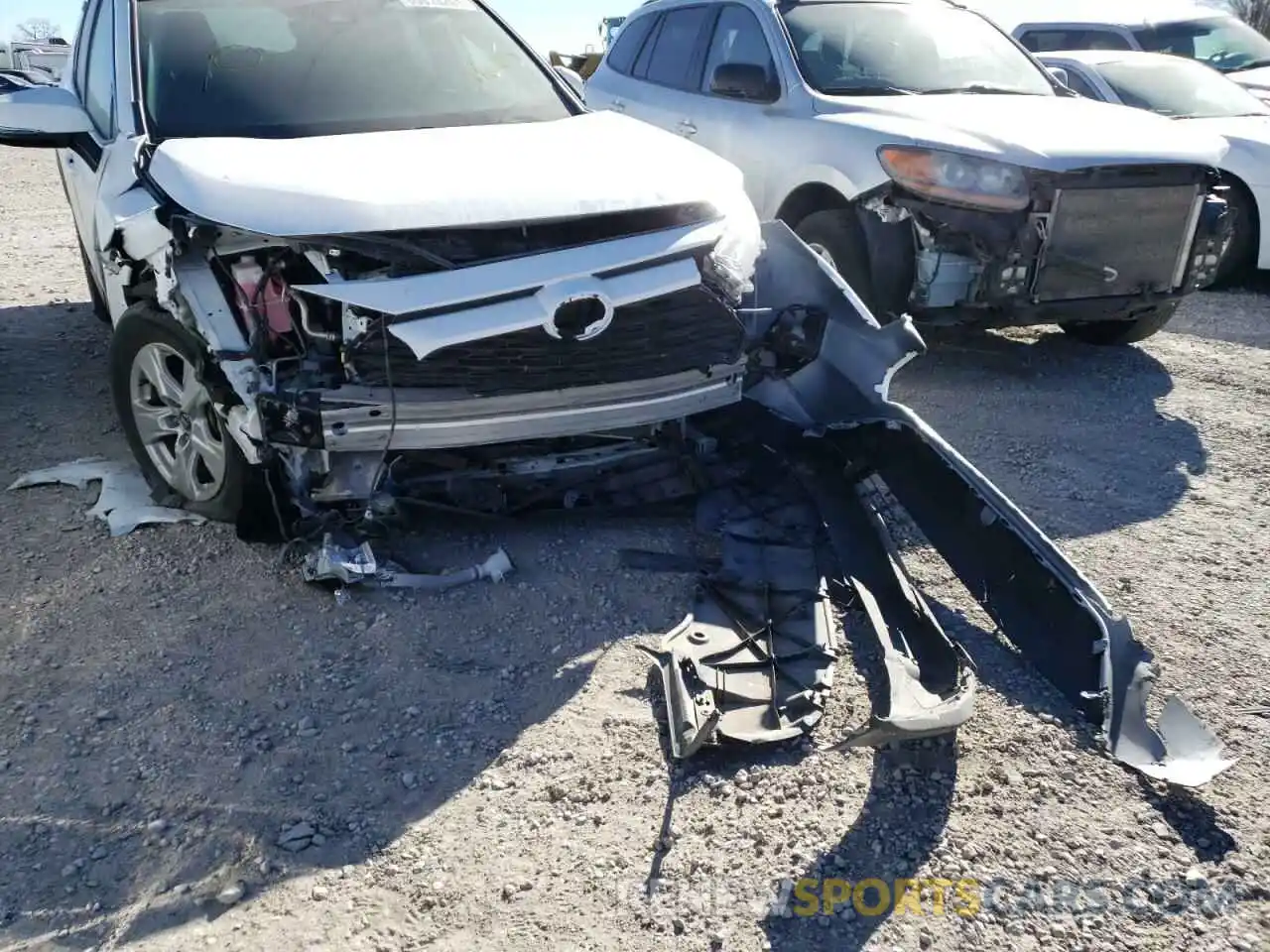 9 Photograph of a damaged car 2T3P1RFV7MC150547 TOYOTA RAV4 2021