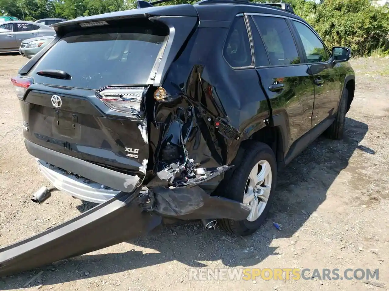 4 Photograph of a damaged car 2T3P1RFV7MC166201 TOYOTA RAV4 2021