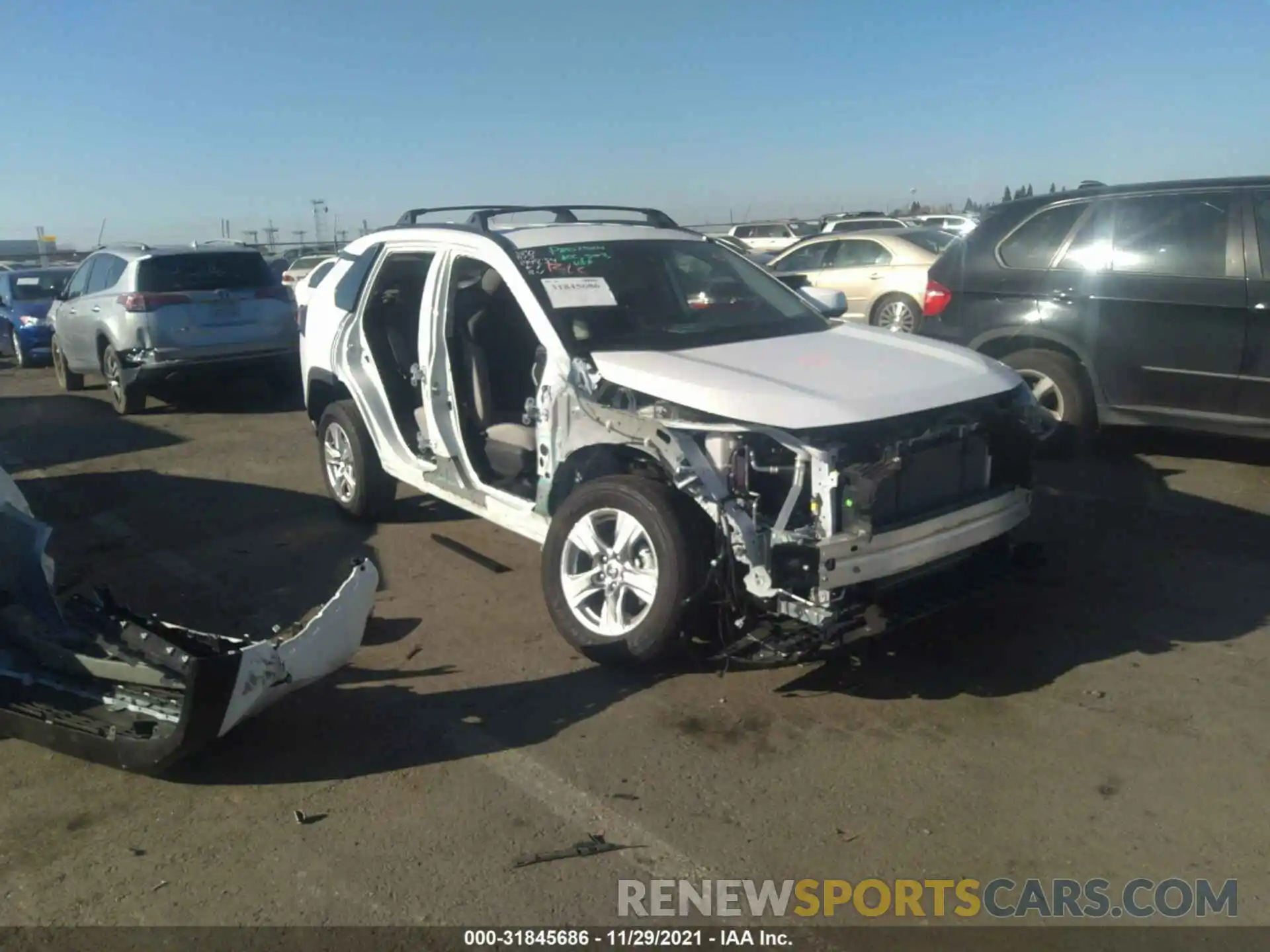 1 Photograph of a damaged car 2T3P1RFV7MC176792 TOYOTA RAV4 2021